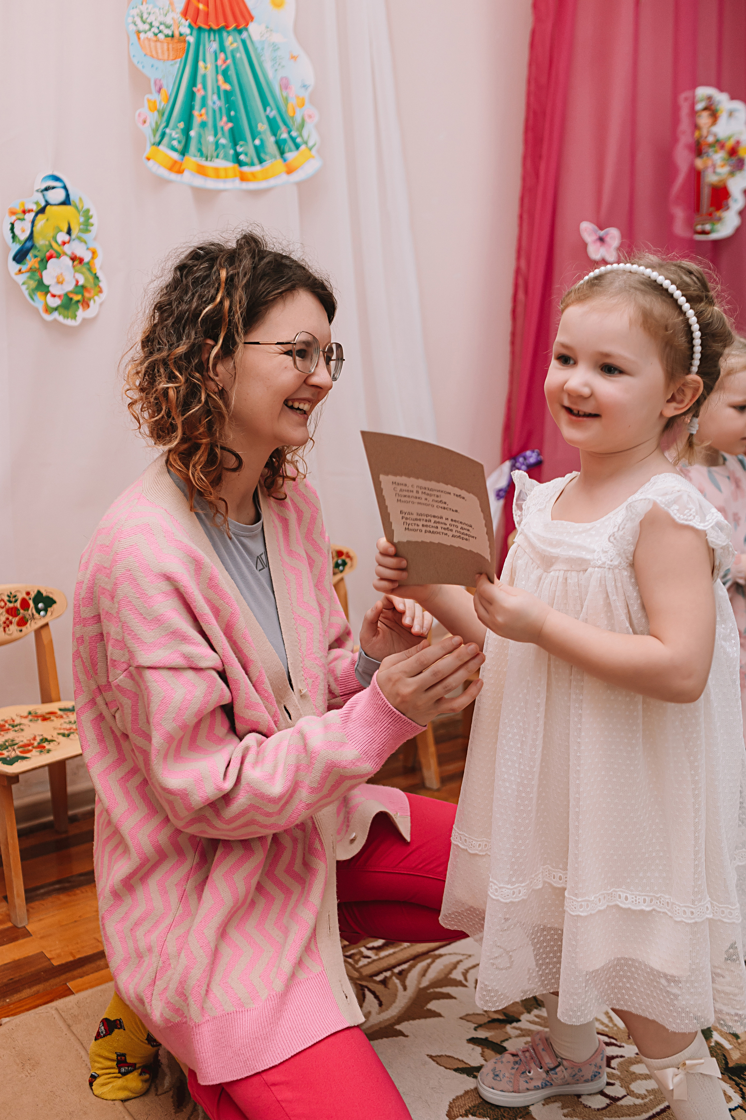 Утренник садик. Семейный фотограф Тюмень, фотограф на роды Салмина Мария