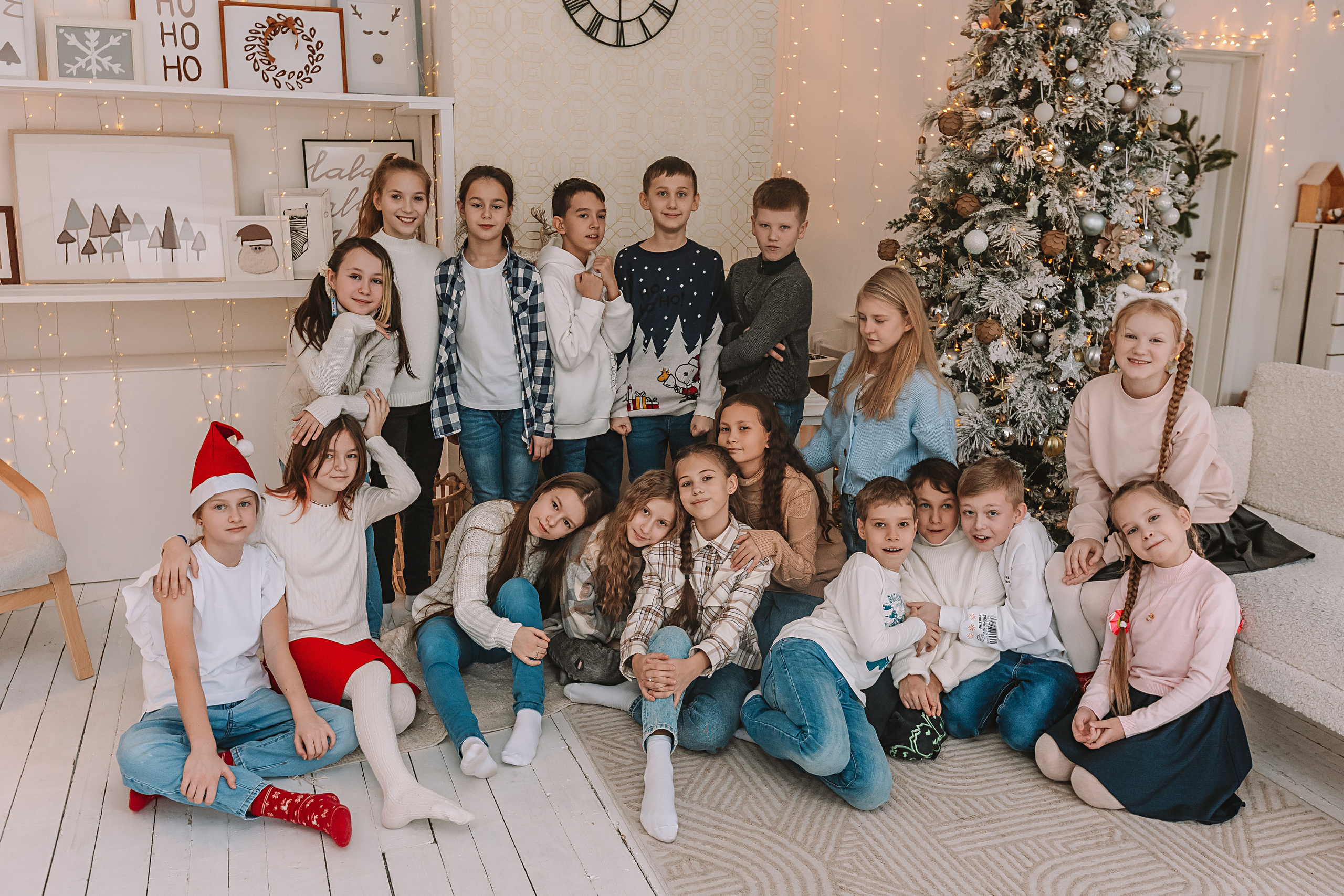 Новогодняя школьная в студии. Семейный фотограф Тюмень, фотограф на роды Салмина Мария
