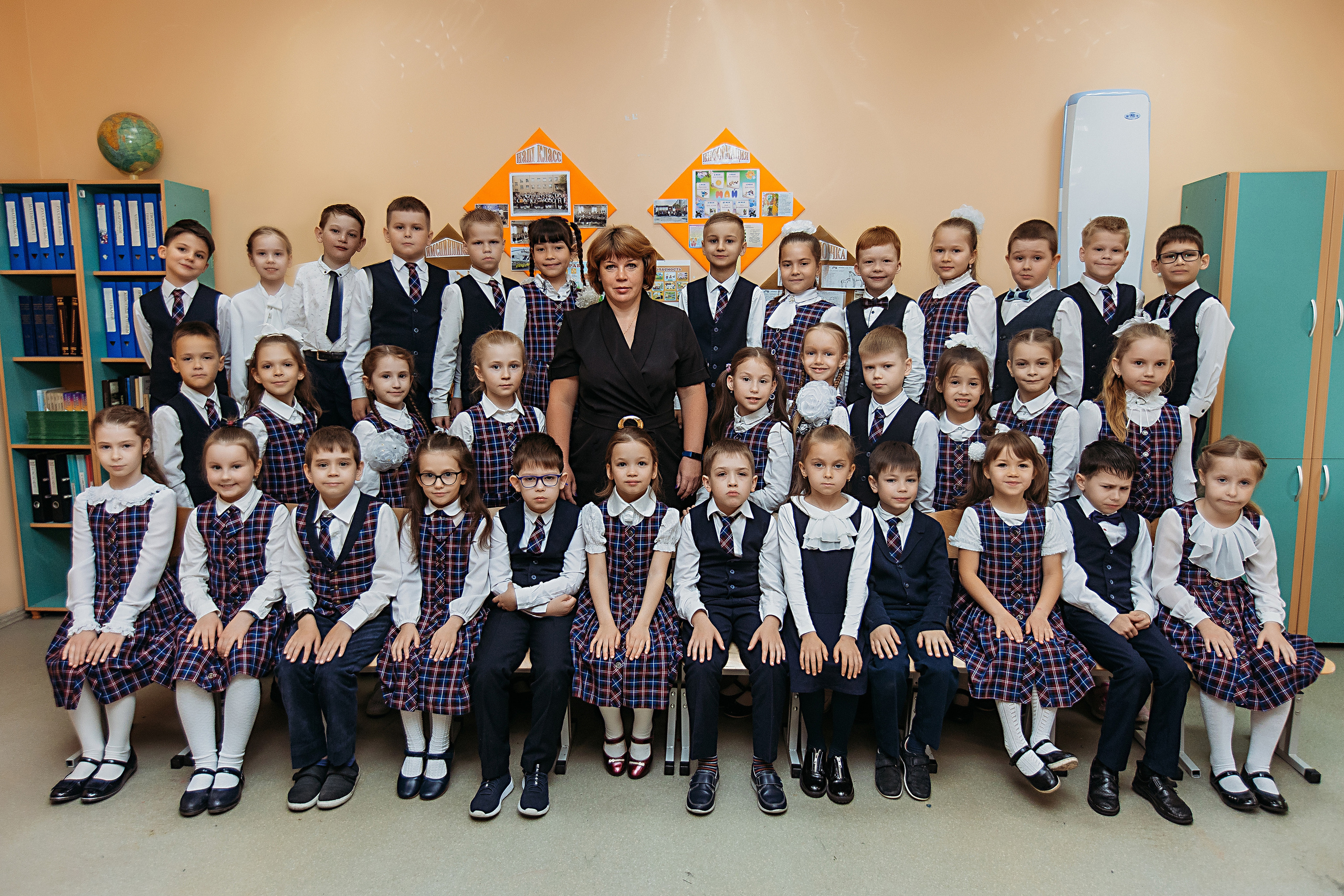 Общее+портреты школа. Семейный фотограф Тюмень, фотограф на роды Салмина Мария