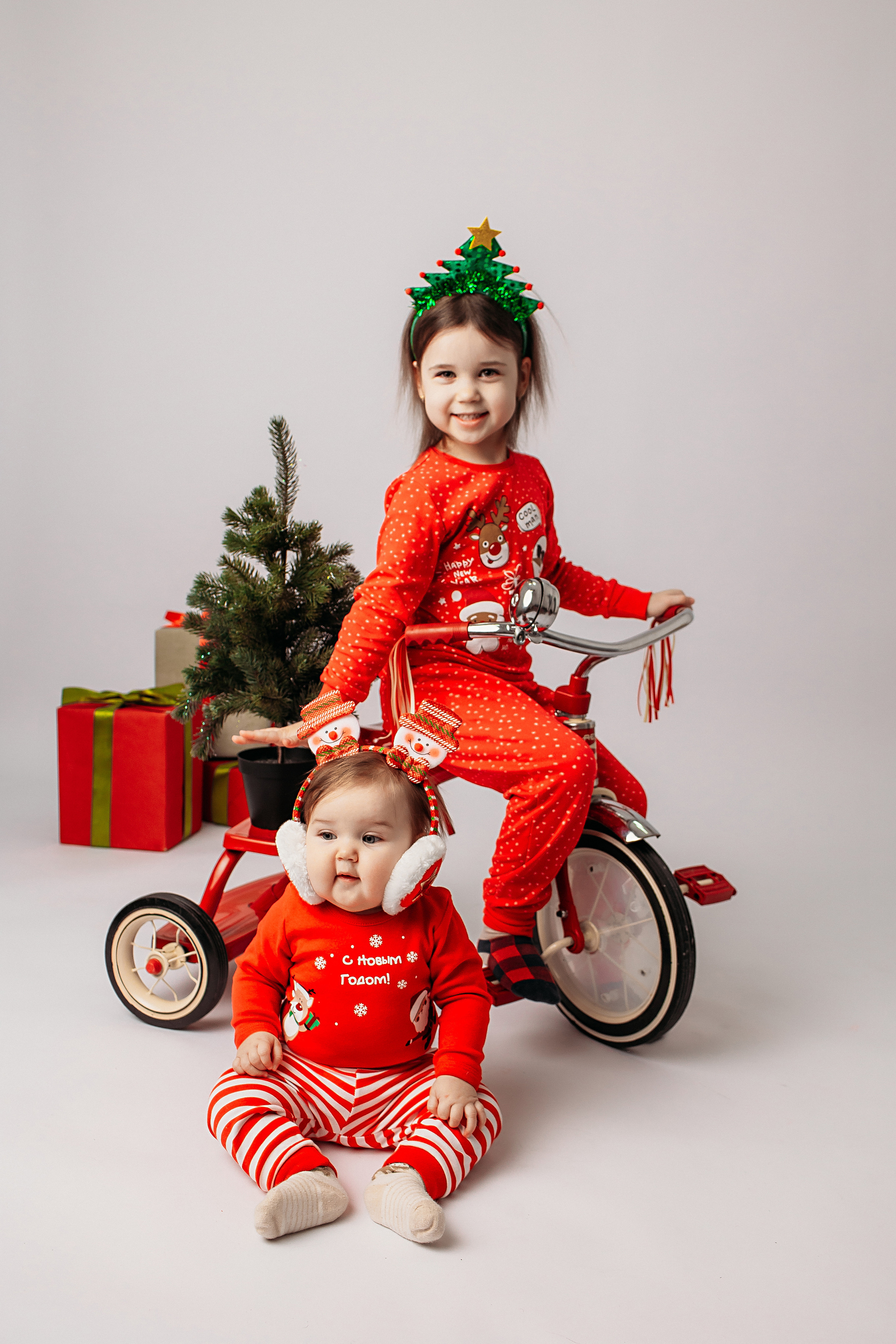 Минимализм 2022-2023. Семейный фотограф Тюмень, фотограф на роды Салмина Мария