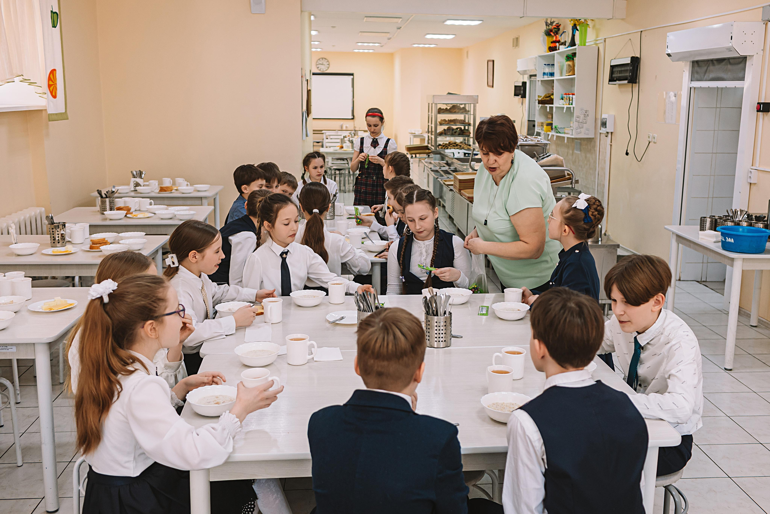 4 класс репортаж. Семейный фотограф Тюмень, фотограф на роды Салмина Мария