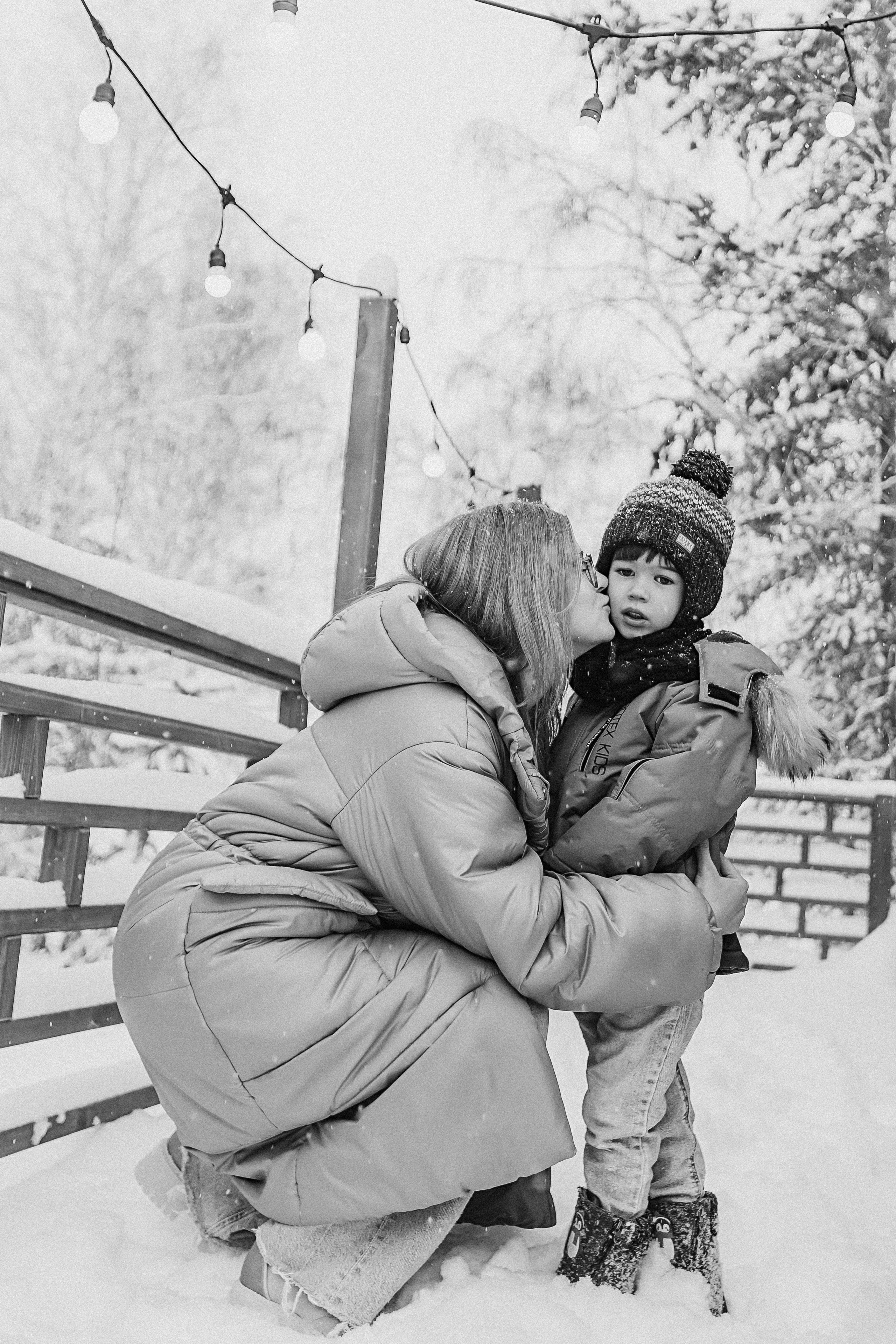 Загородный домик. Семейный фотограф Тюмень, фотограф на роды Салмина Мария