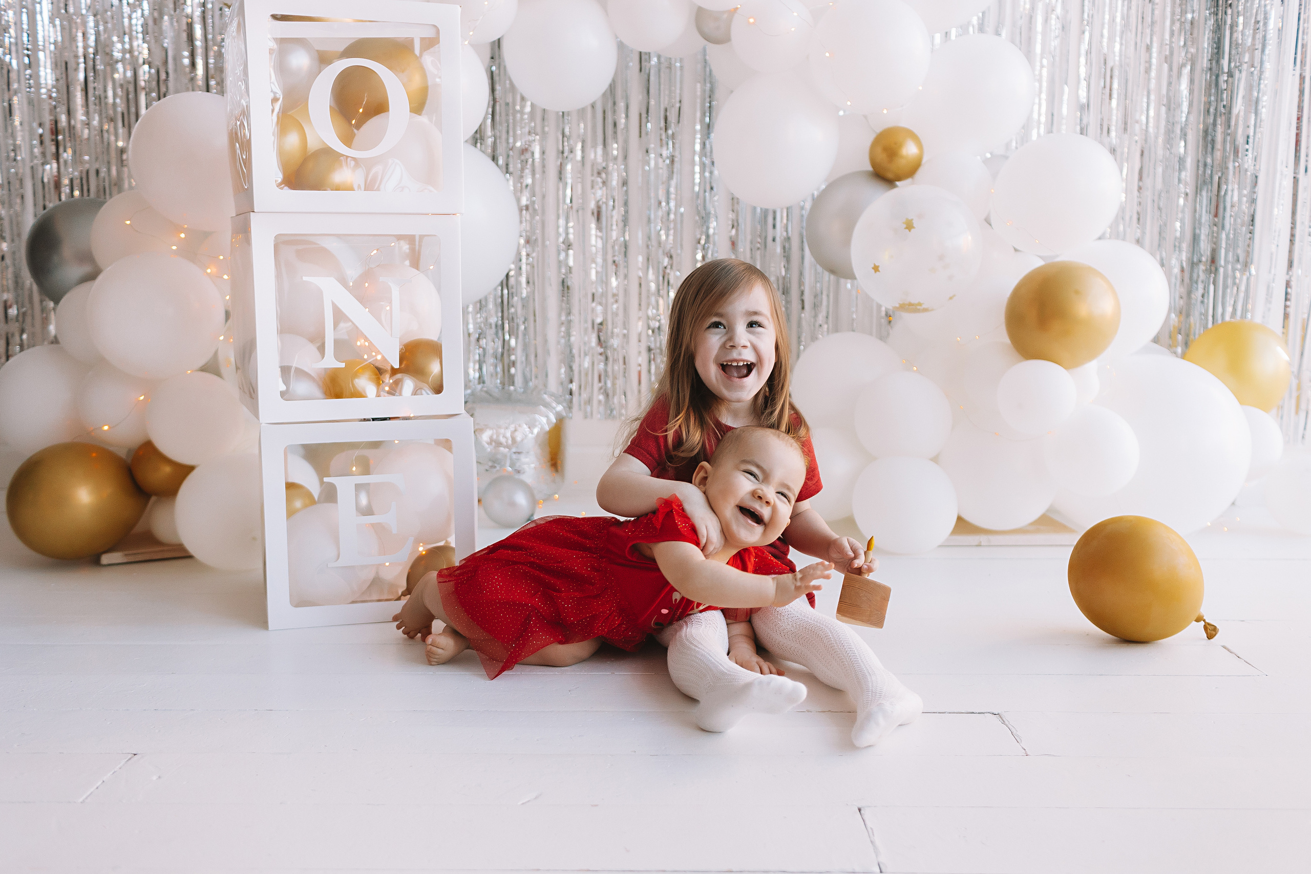 Годик в ВВ студио. Семейный фотограф Тюмень, фотограф на роды Салмина Мария