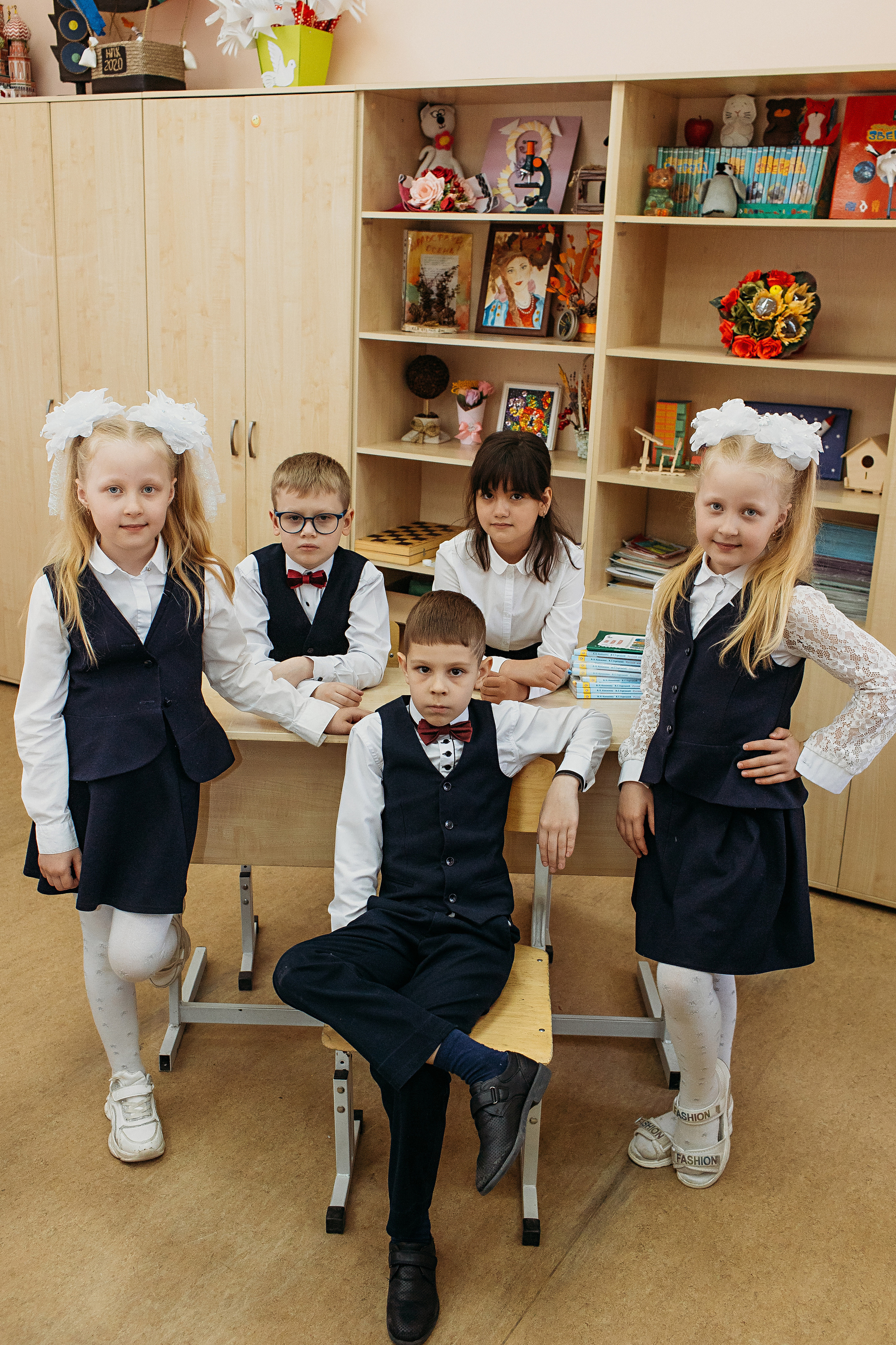 2 класс. Семейный фотограф Тюмень, фотограф на роды Салмина Мария