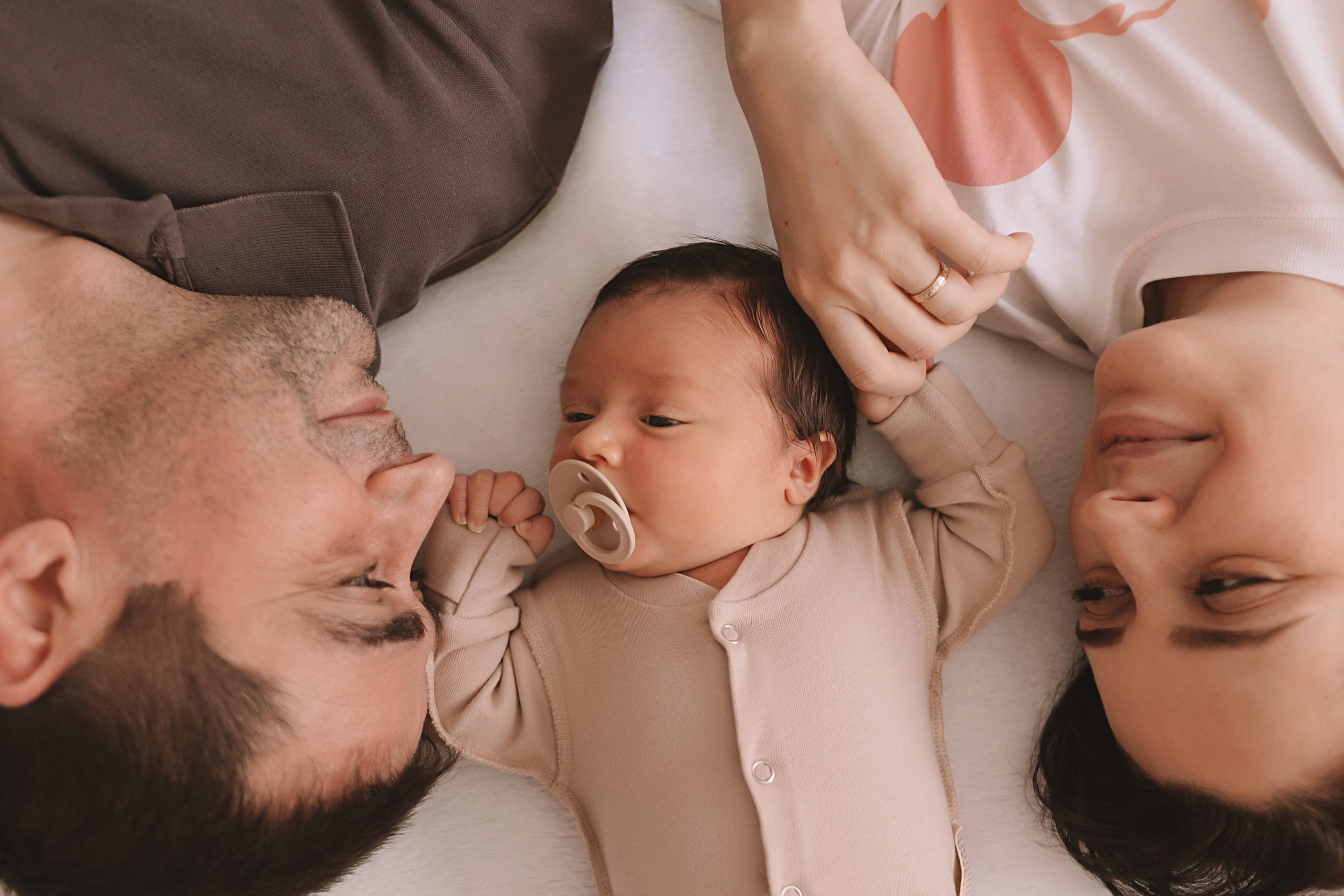 Максим. Семейный фотограф Тюмень, фотограф на роды Салмина Мария