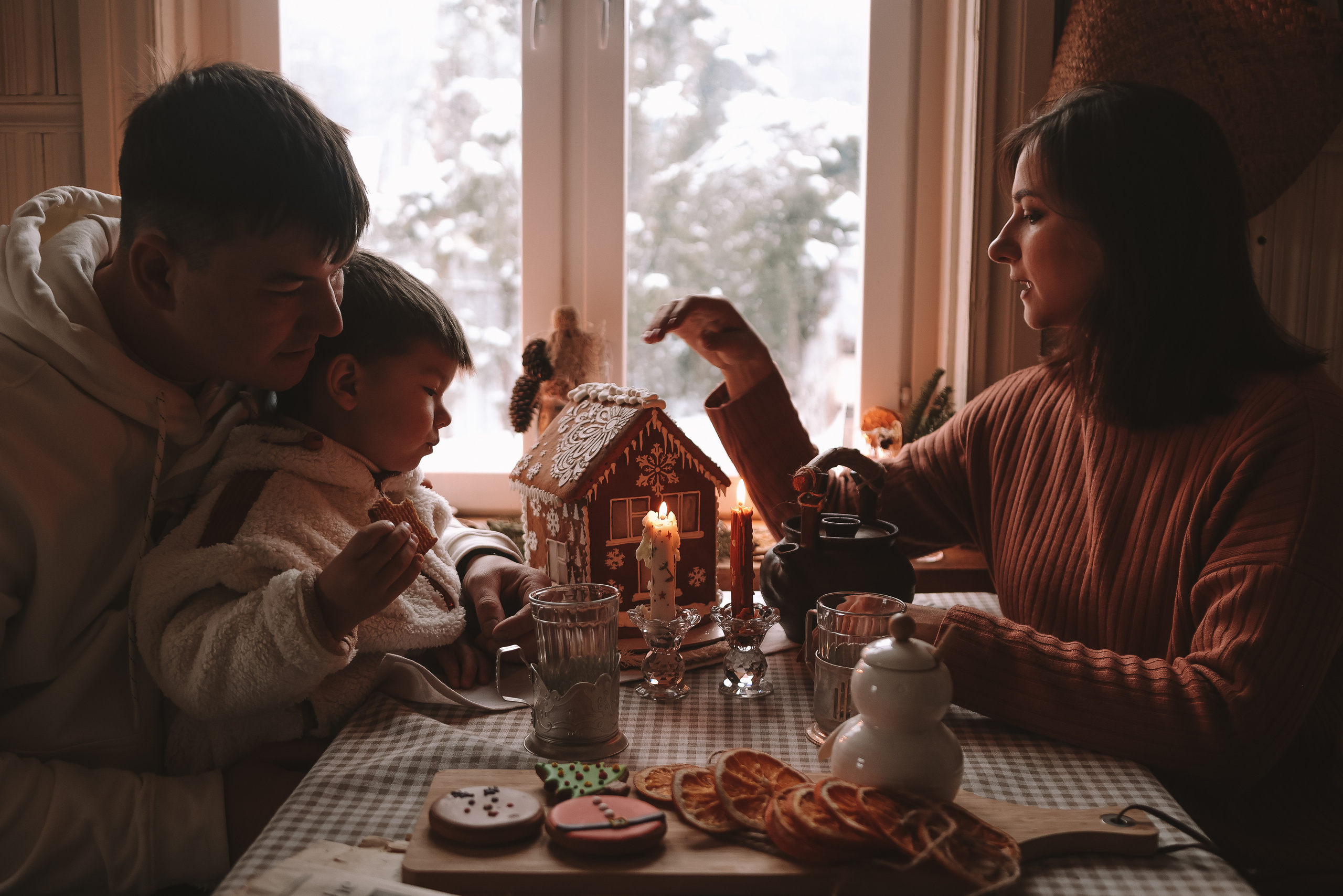 Локация Тишина (семья). Семейный фотограф Тюмень, фотограф на роды Салмина Мария