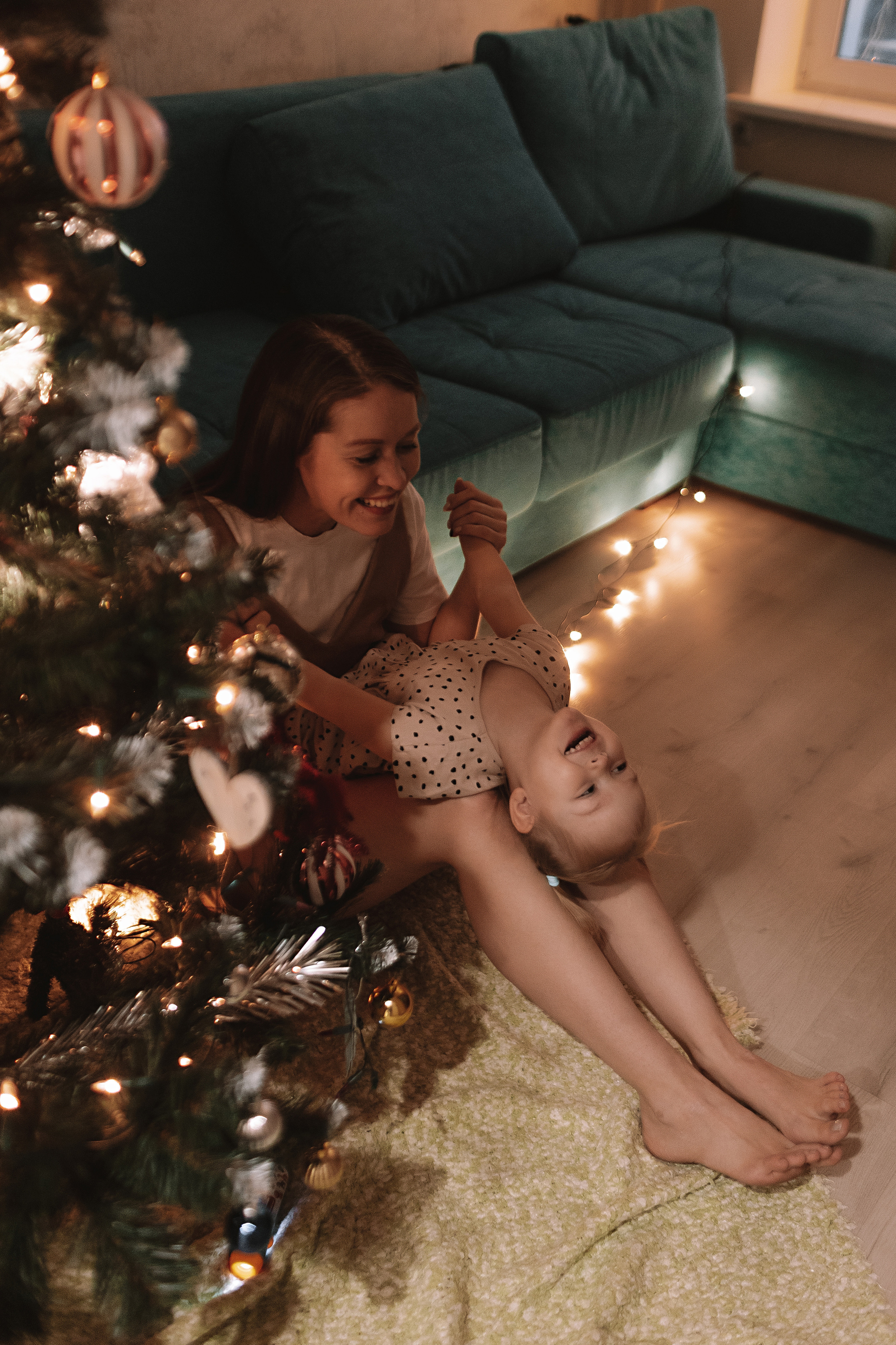 Новогодняя. Семейный фотограф Тюмень, фотограф на роды Салмина Мария