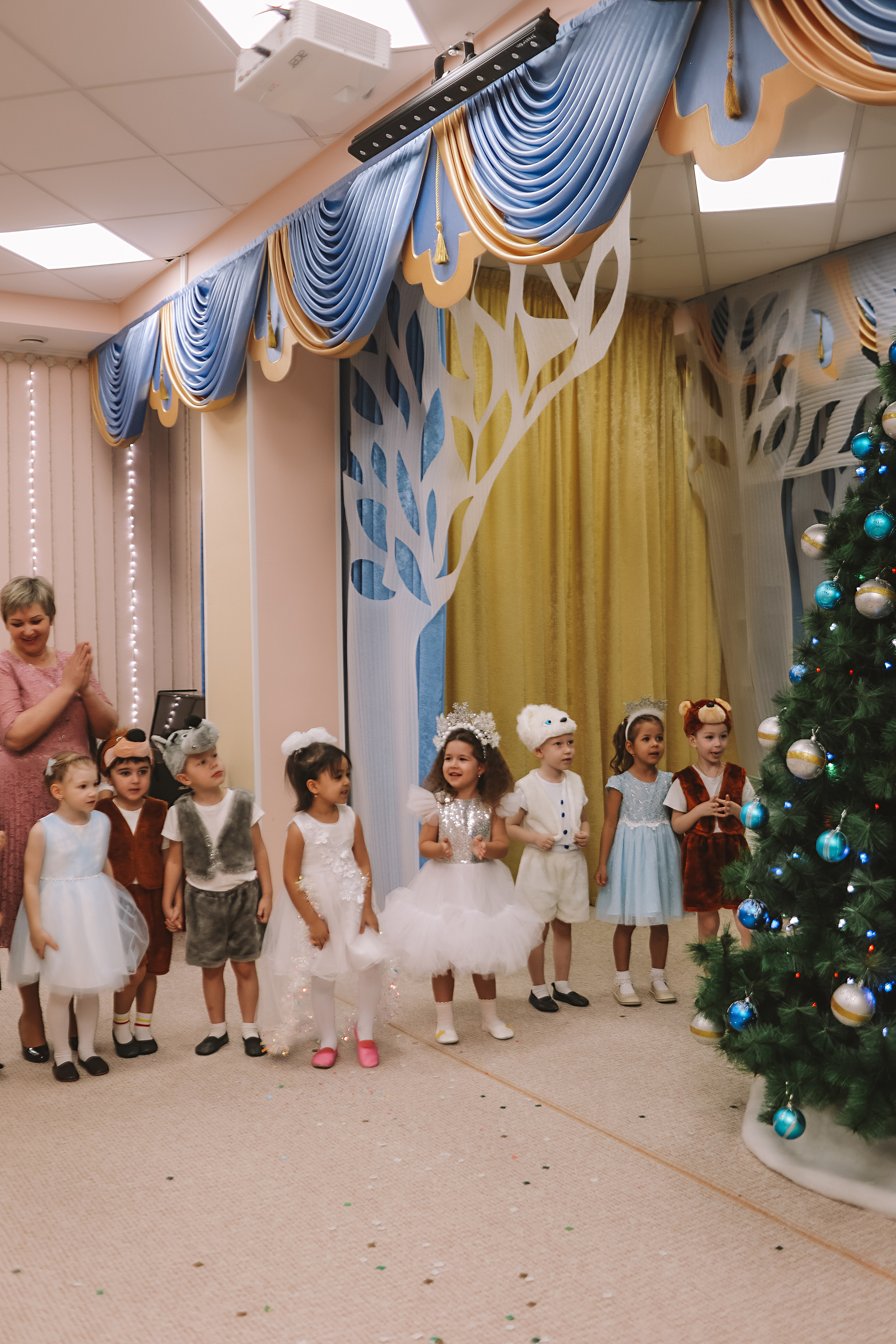 Репортаж новогоднего утренника. Семейный фотограф Тюмень, фотограф на роды Салмина Мария