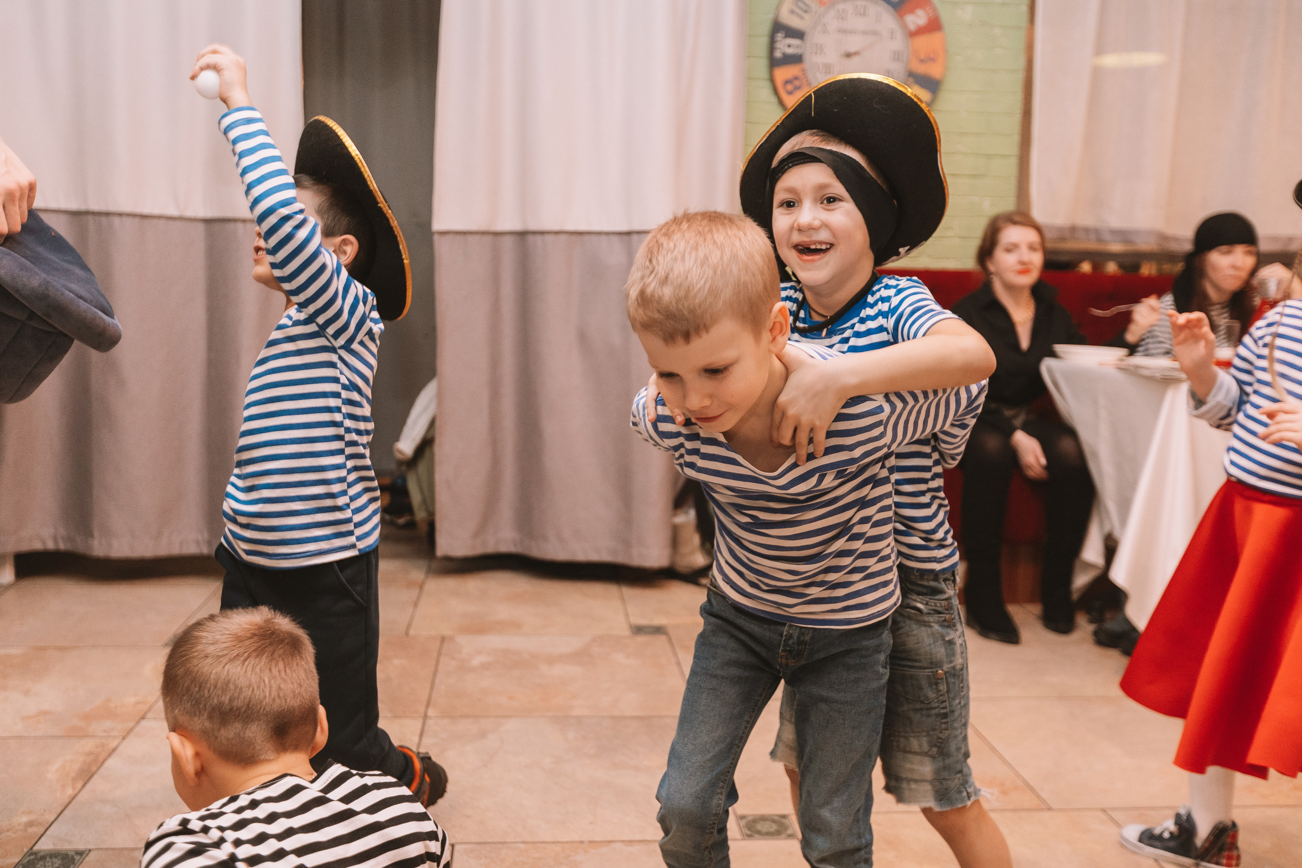 Андерсон. Семейный фотограф Тюмень, фотограф на роды Салмина Мария