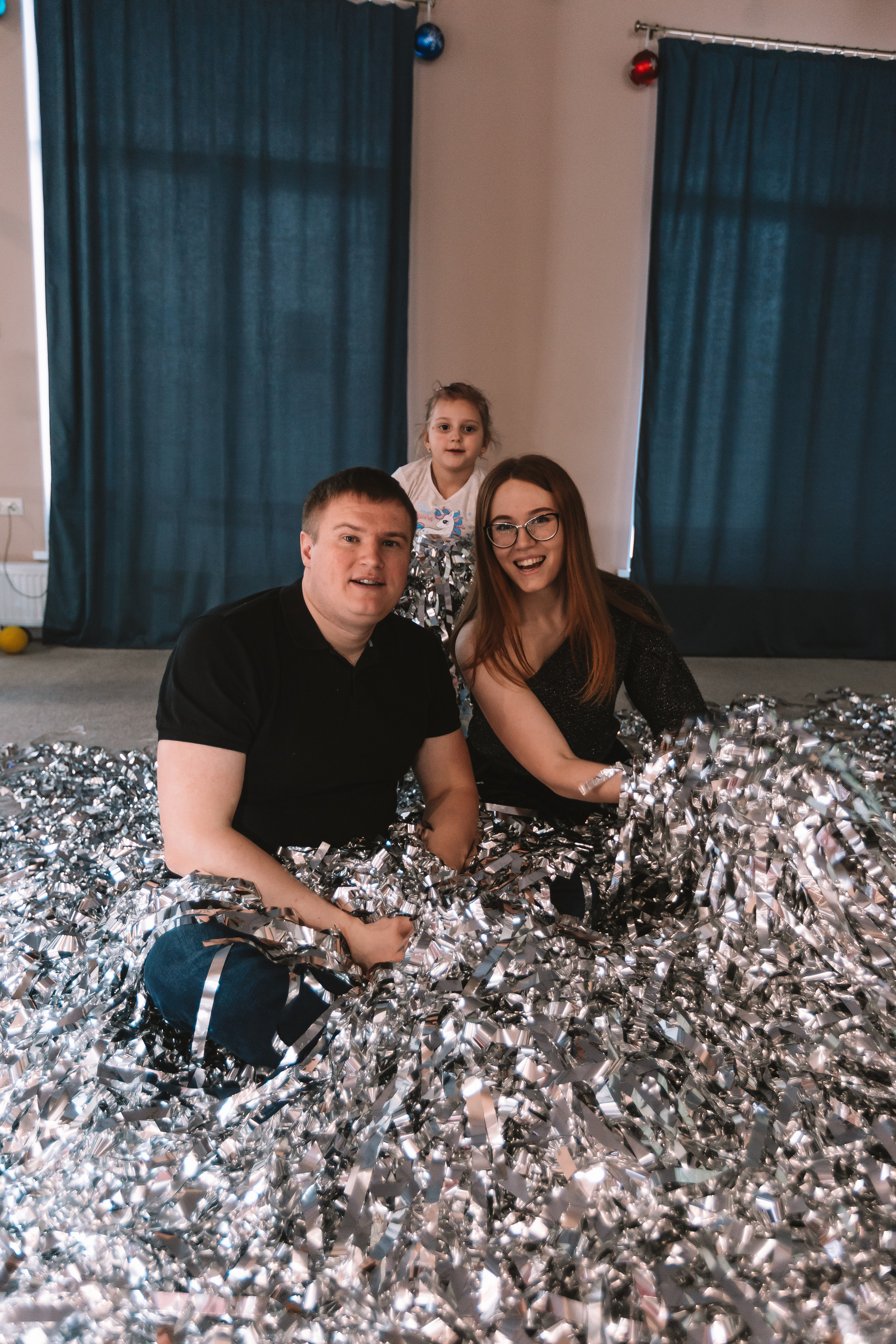 Первый годик в игровой. Семейный фотограф Тюмень, фотограф на роды Салмина Мария