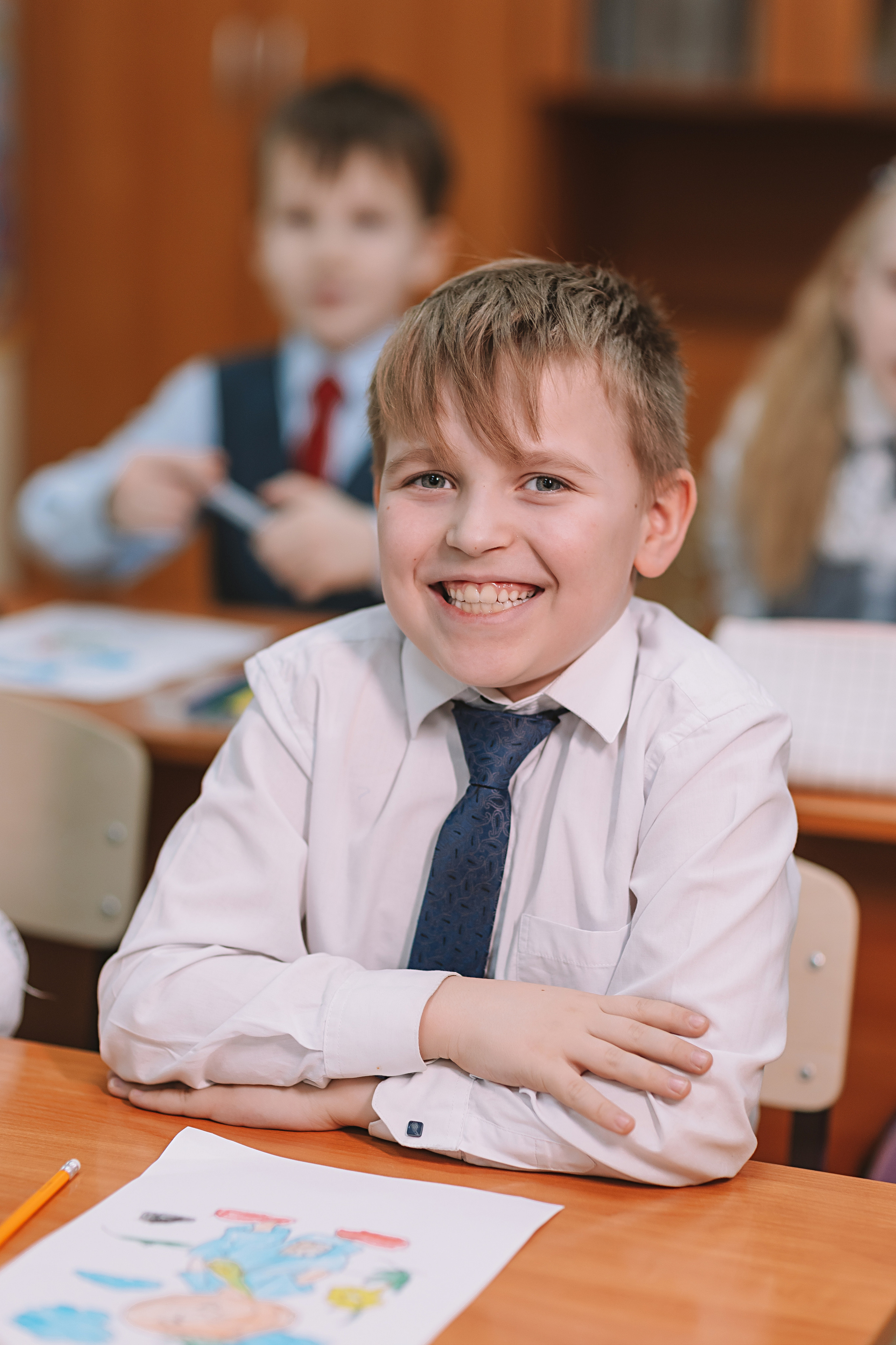 2 класс в школе. Семейный фотограф Тюмень, фотограф на роды Салмина Мария