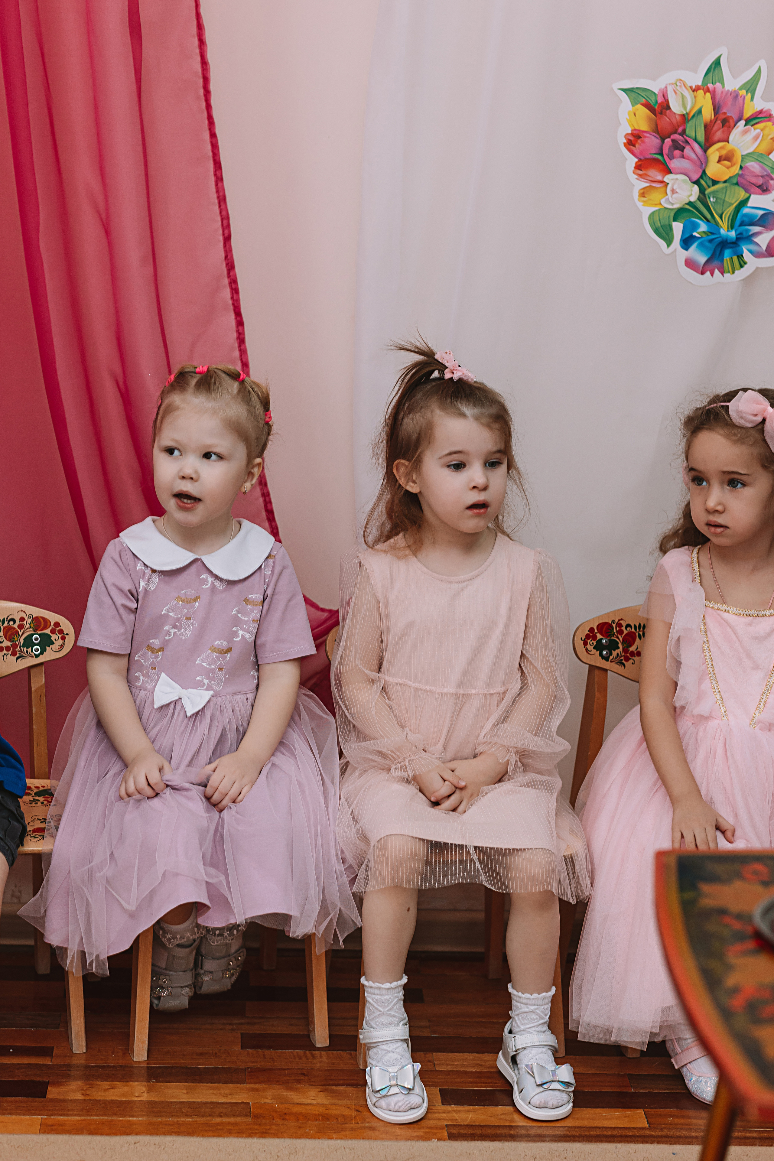 Утренник садик. Семейный фотограф Тюмень, фотограф на роды Салмина Мария