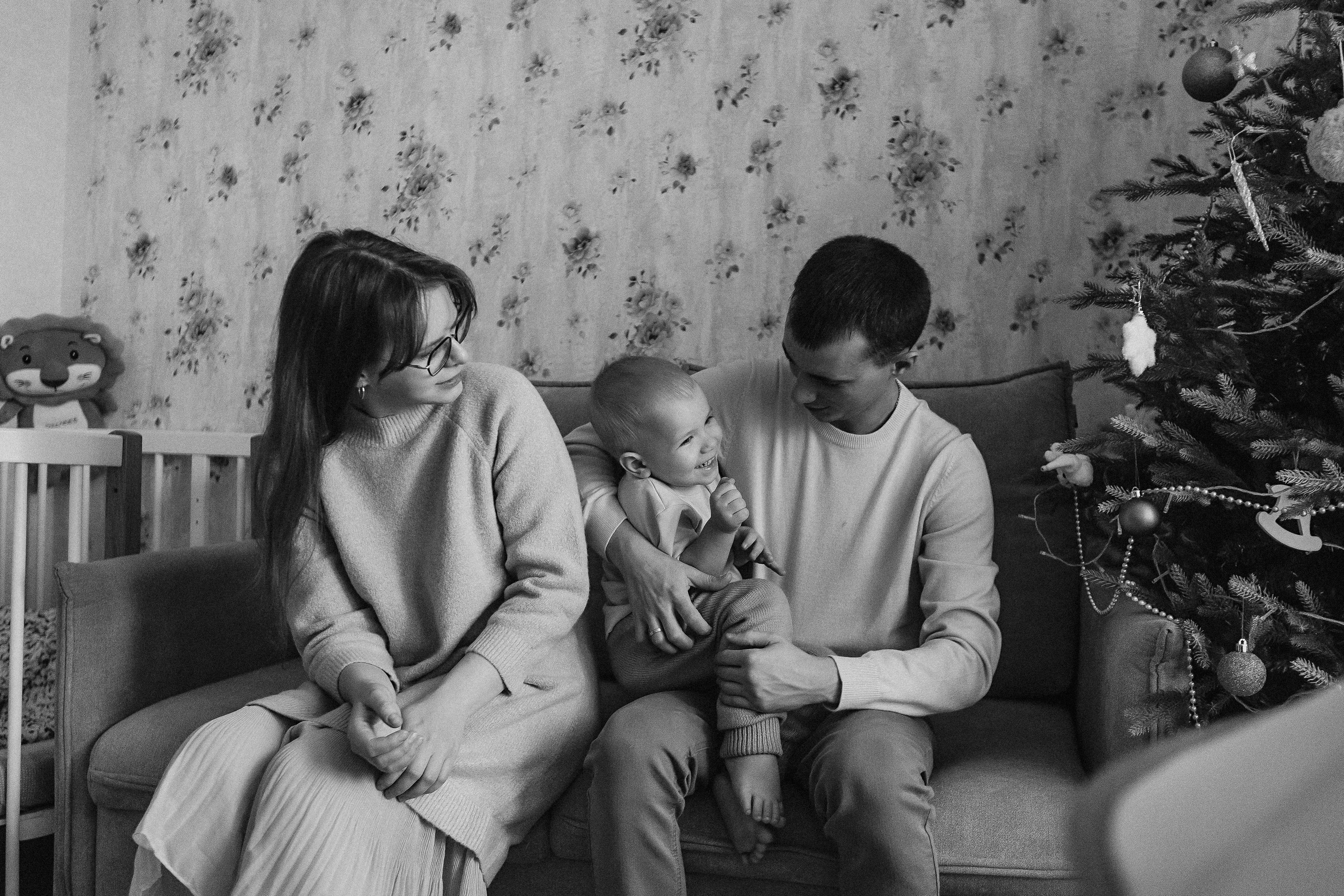 Очень активный Лев. Семейный фотограф Тюмень, фотограф на роды Салмина Мария