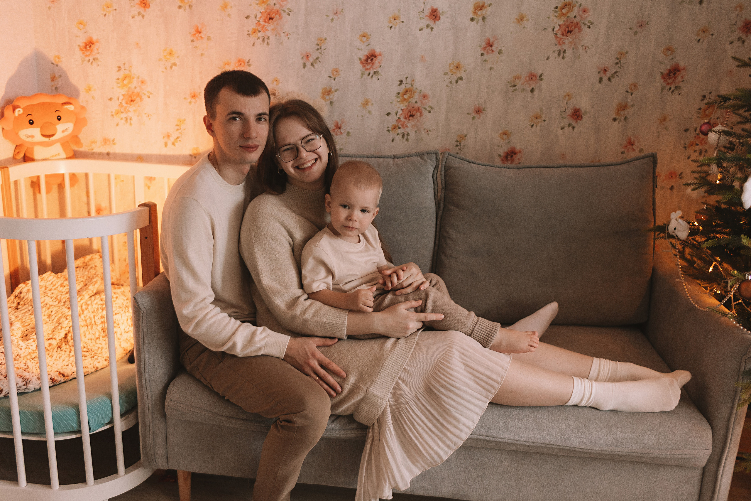 Очень активный Лев. Семейный фотограф Тюмень, фотограф на роды Салмина Мария