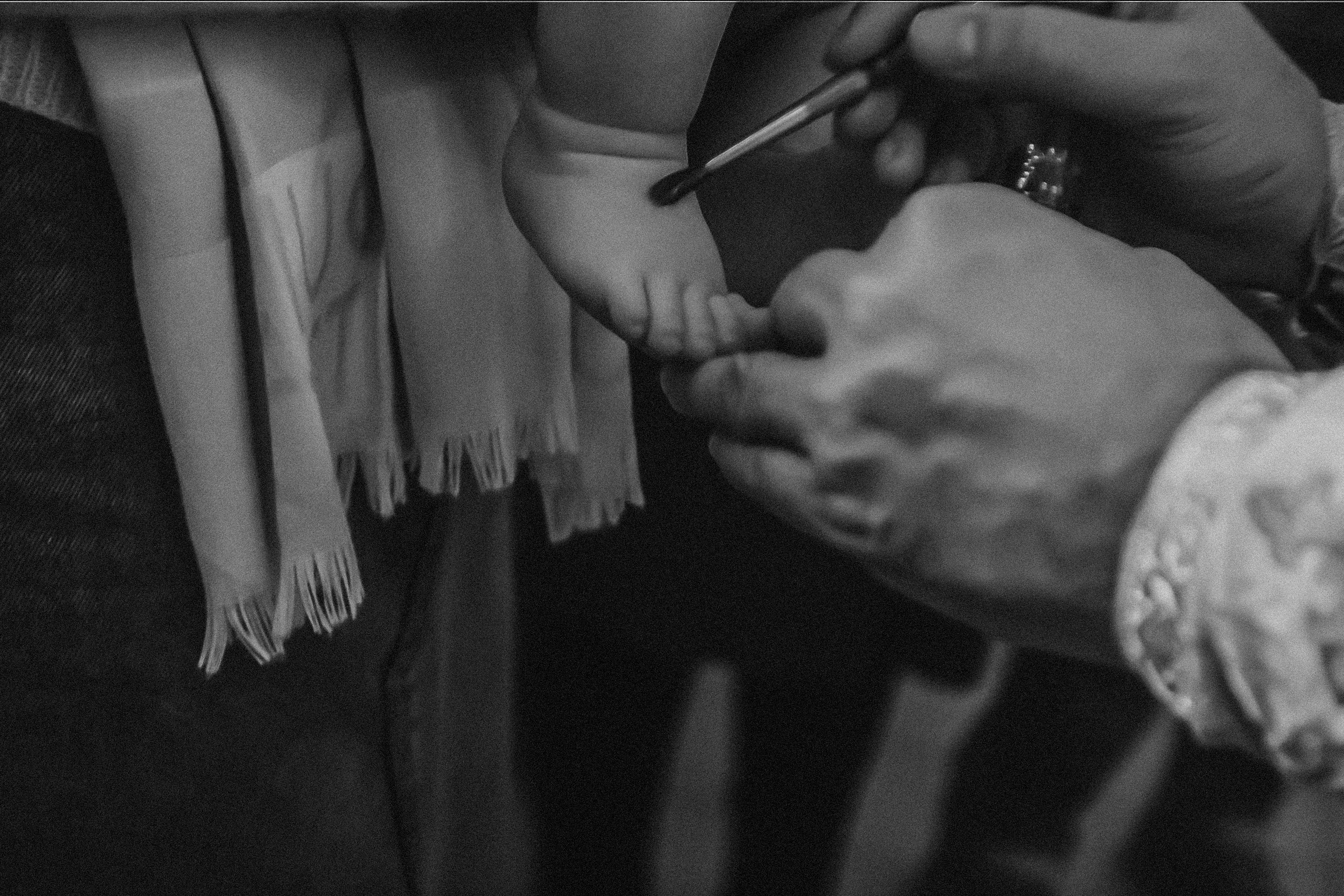 Крещение семакова. Семейный фотограф Тюмень, фотограф на роды Салмина Мария