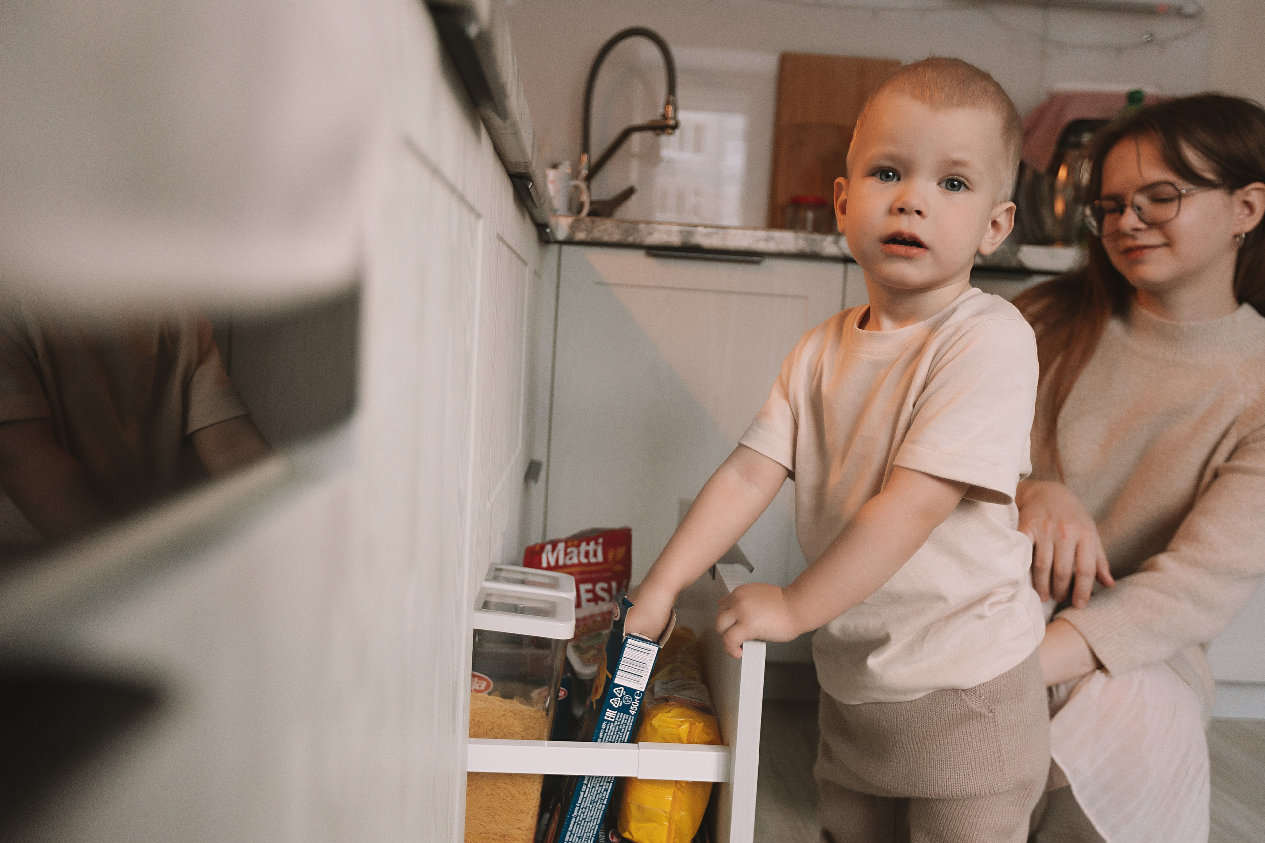 Очень активный Лев. Семейный фотограф Тюмень, фотограф на роды Салмина Мария
