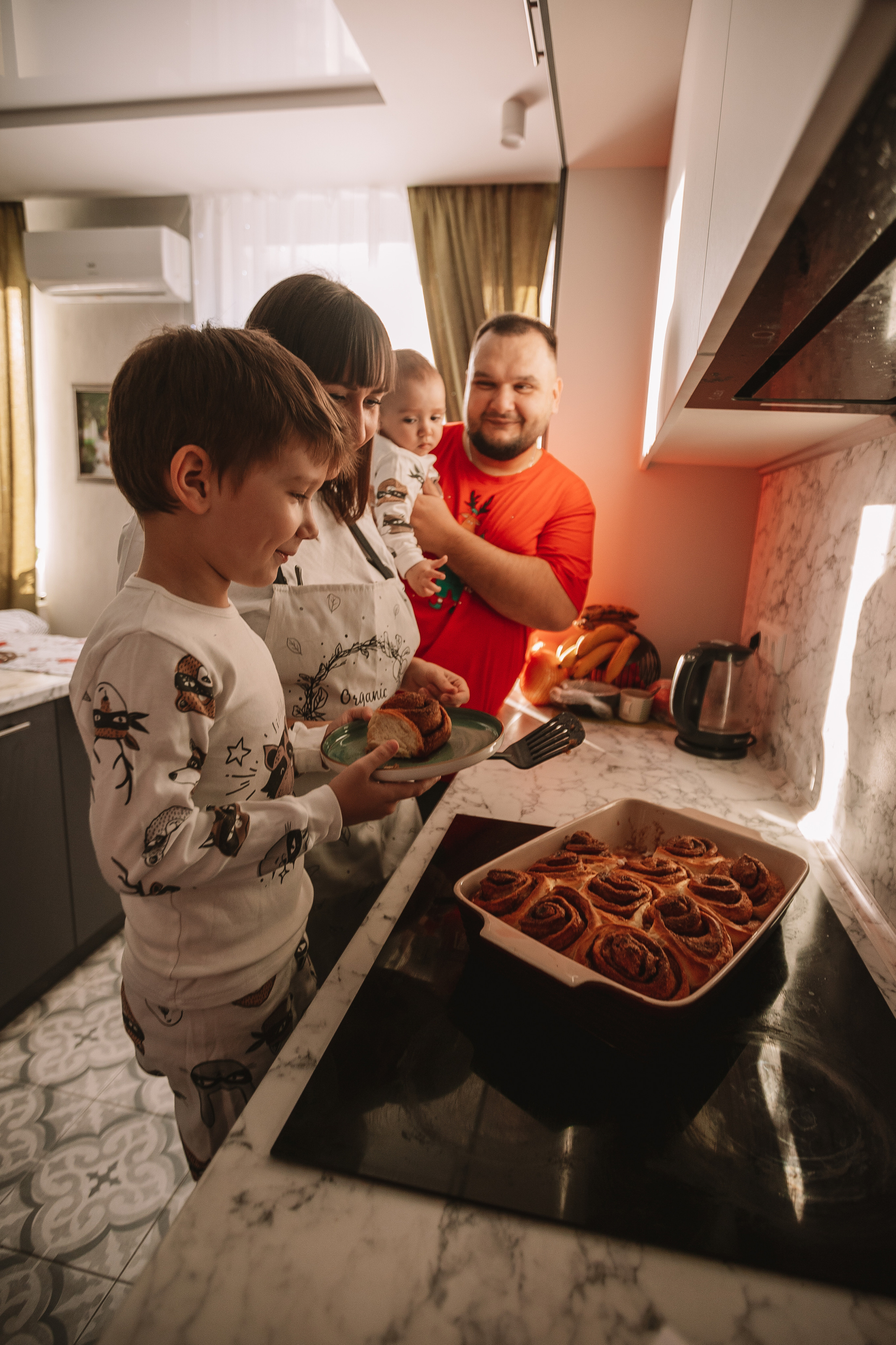 Новогодний Синнабон. Семейный фотограф Тюмень, фотограф на роды Салмина Мария