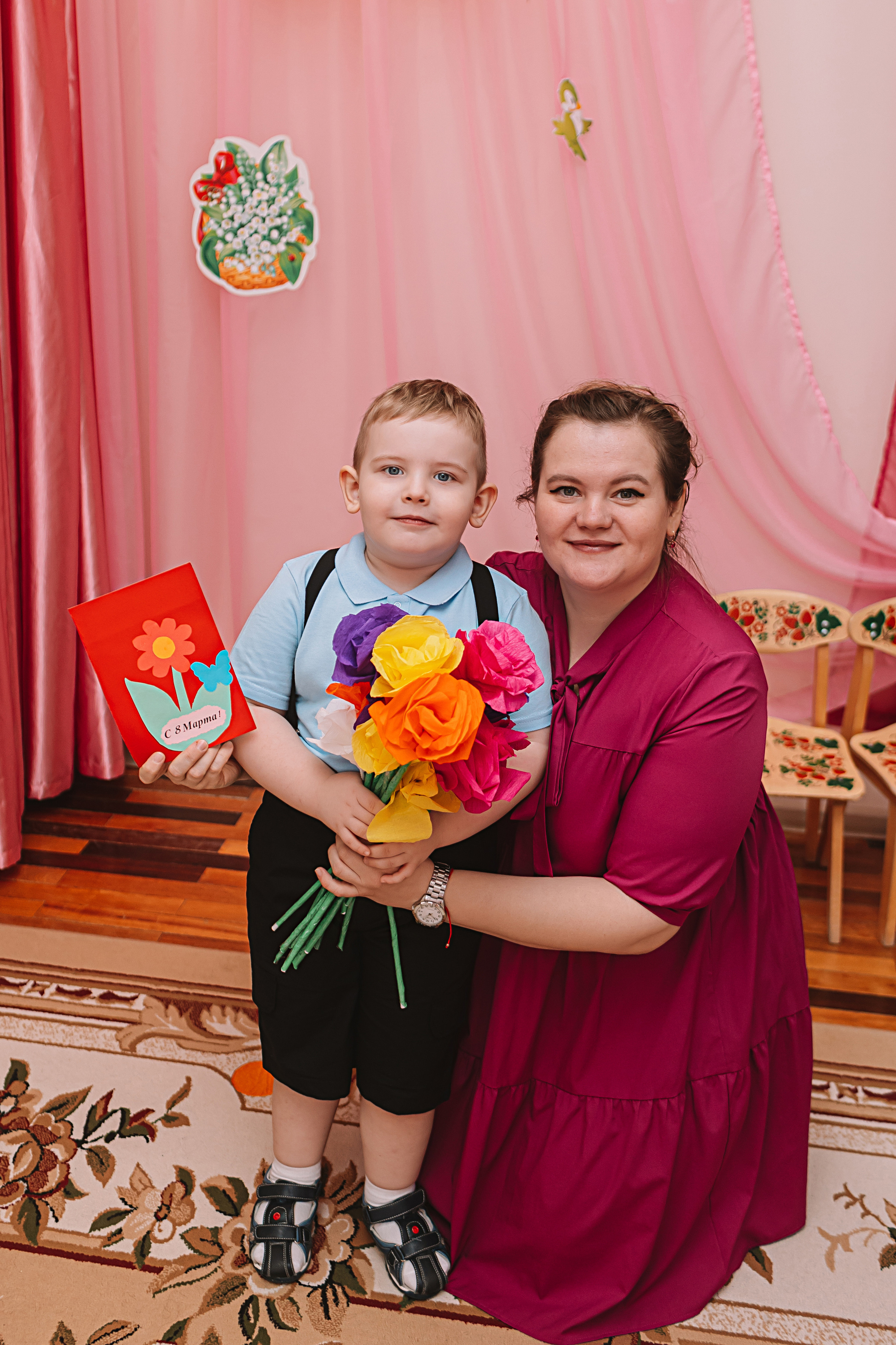 Утренник садик. Семейный фотограф Тюмень, фотограф на роды Салмина Мария
