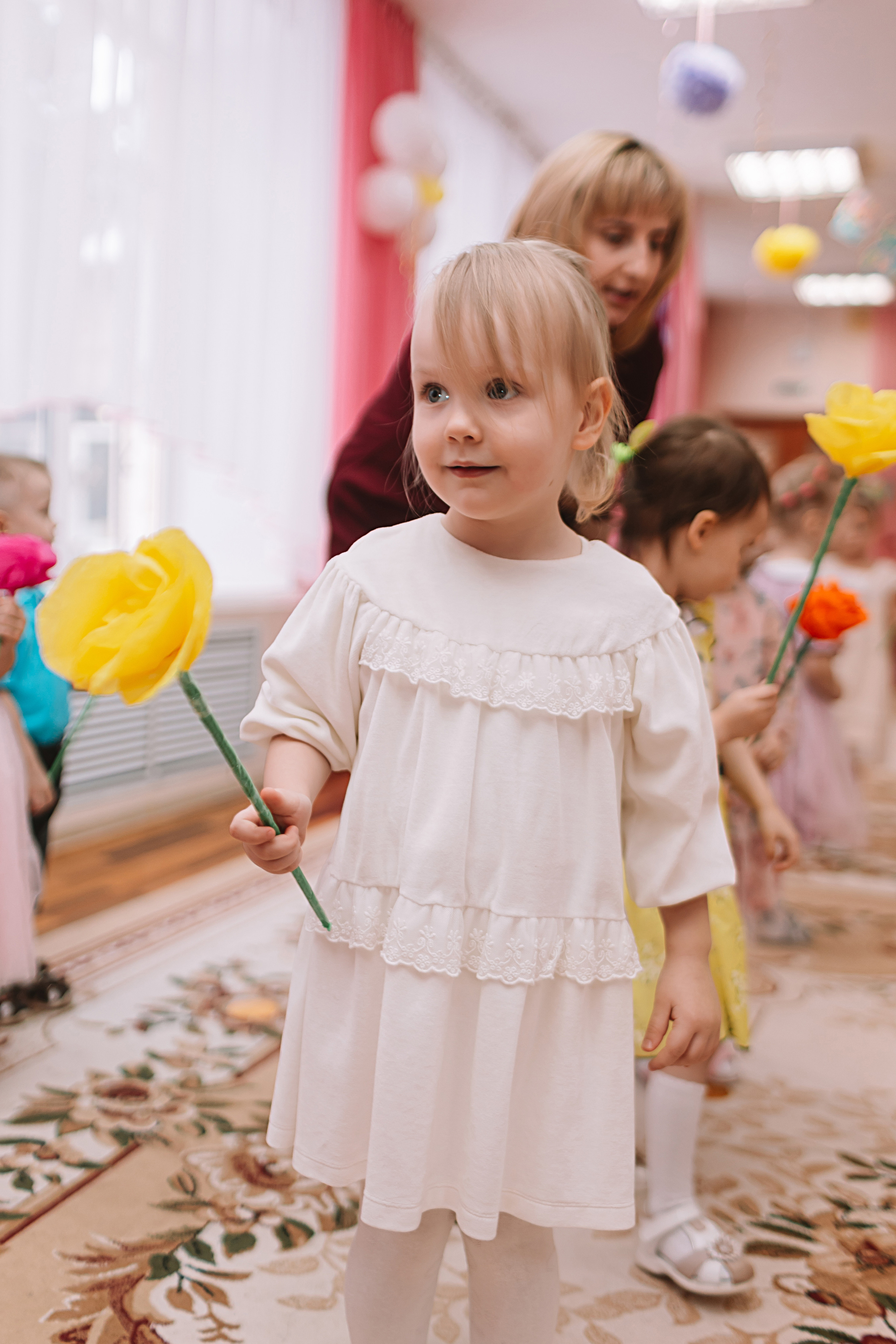 Утренник садик. Семейный фотограф Тюмень, фотограф на роды Салмина Мария