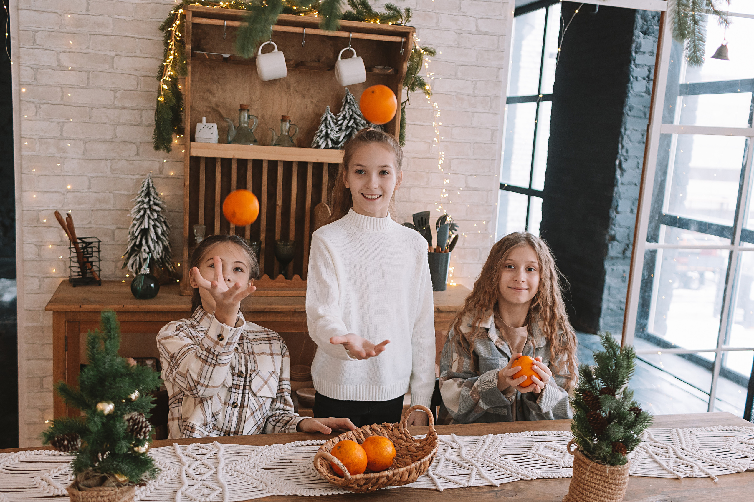 Новогодняя школьная в студии. Семейный фотограф Тюмень, фотограф на роды Салмина Мария