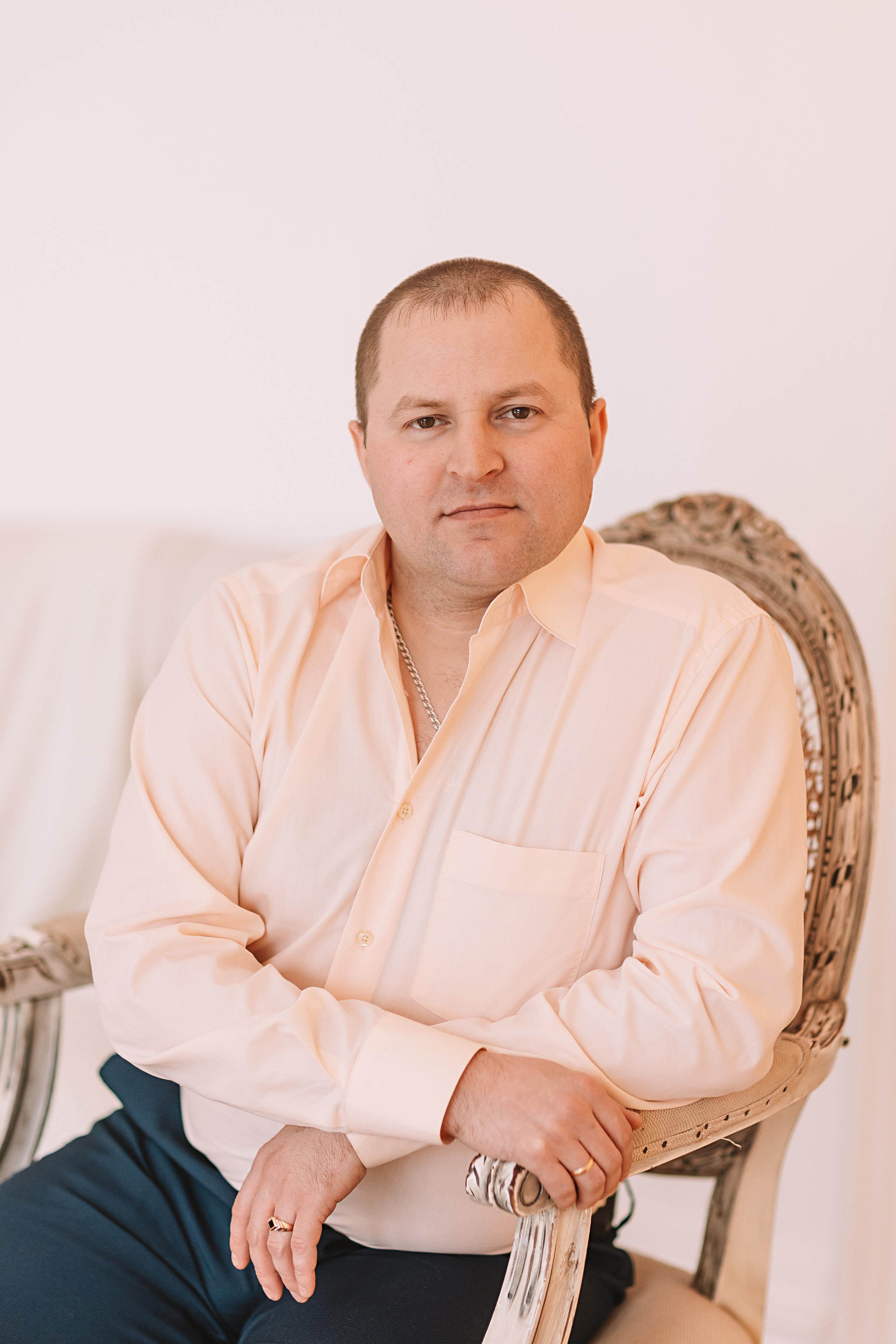 Студия Че (новогодняя). Семейный фотограф Тюмень, фотограф на роды Салмина Мария