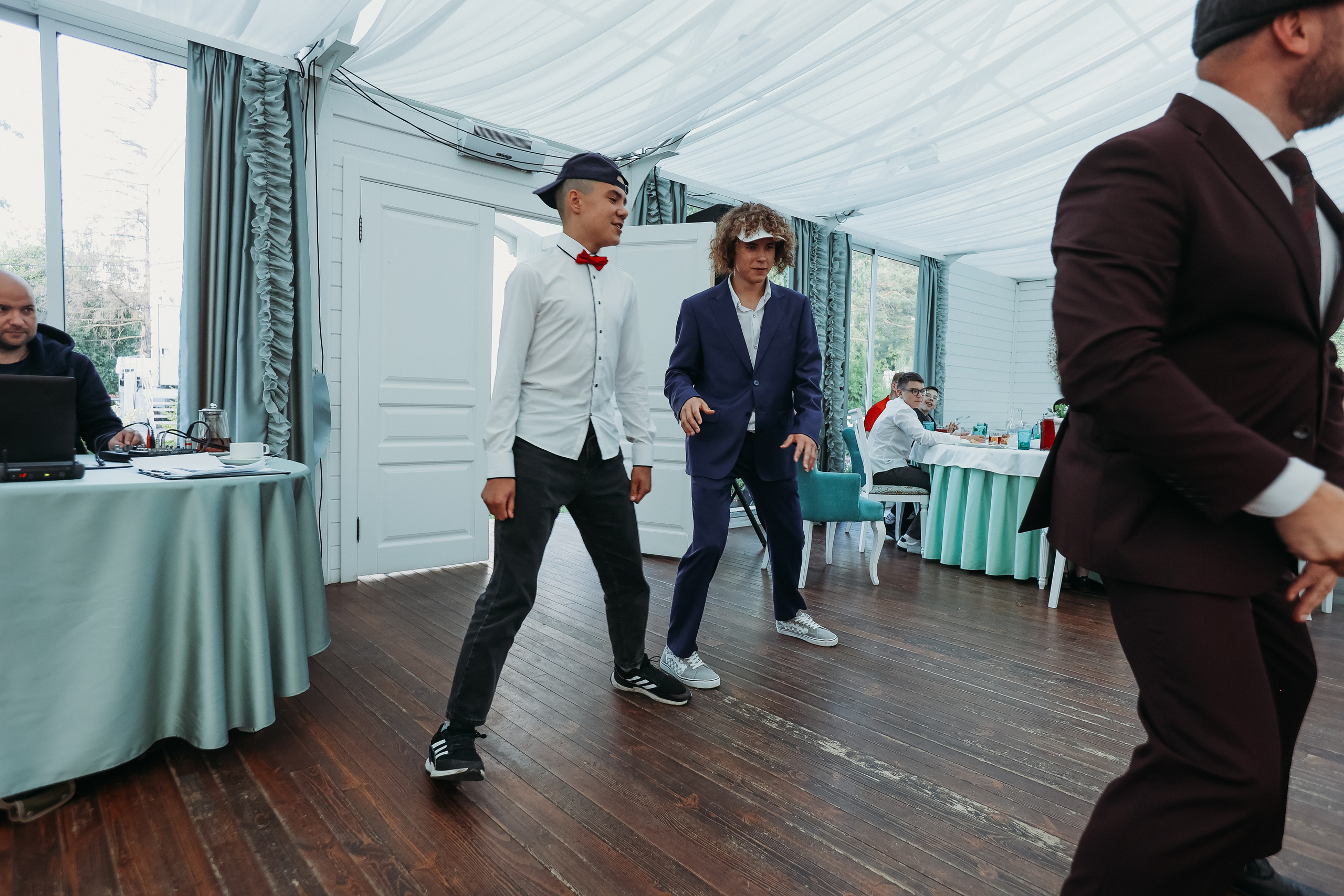 Репортаж выпускного. Семейный фотограф Тюмень, фотограф на роды Салмина Мария