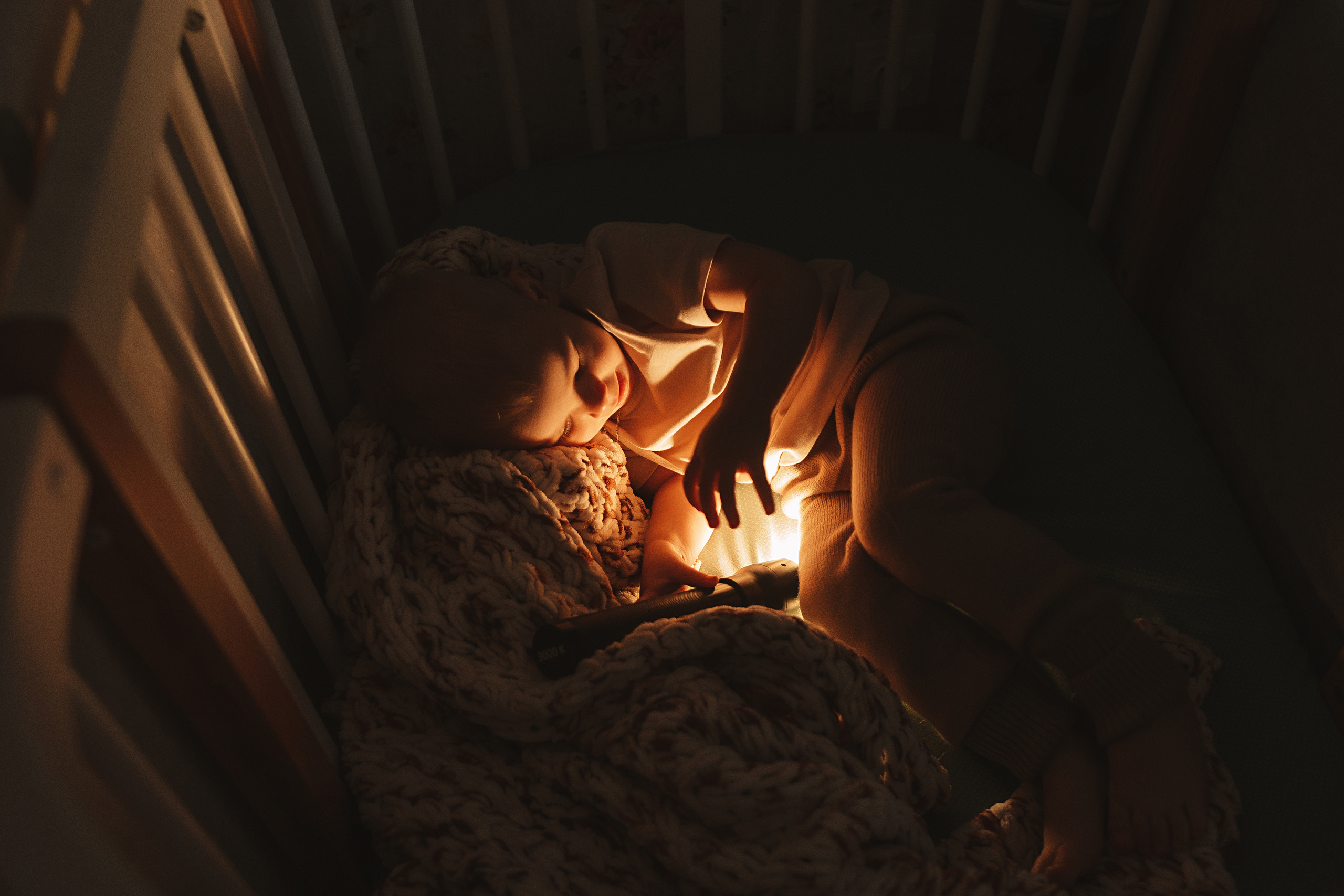 Очень активный Лев. Семейный фотограф Тюмень, фотограф на роды Салмина Мария