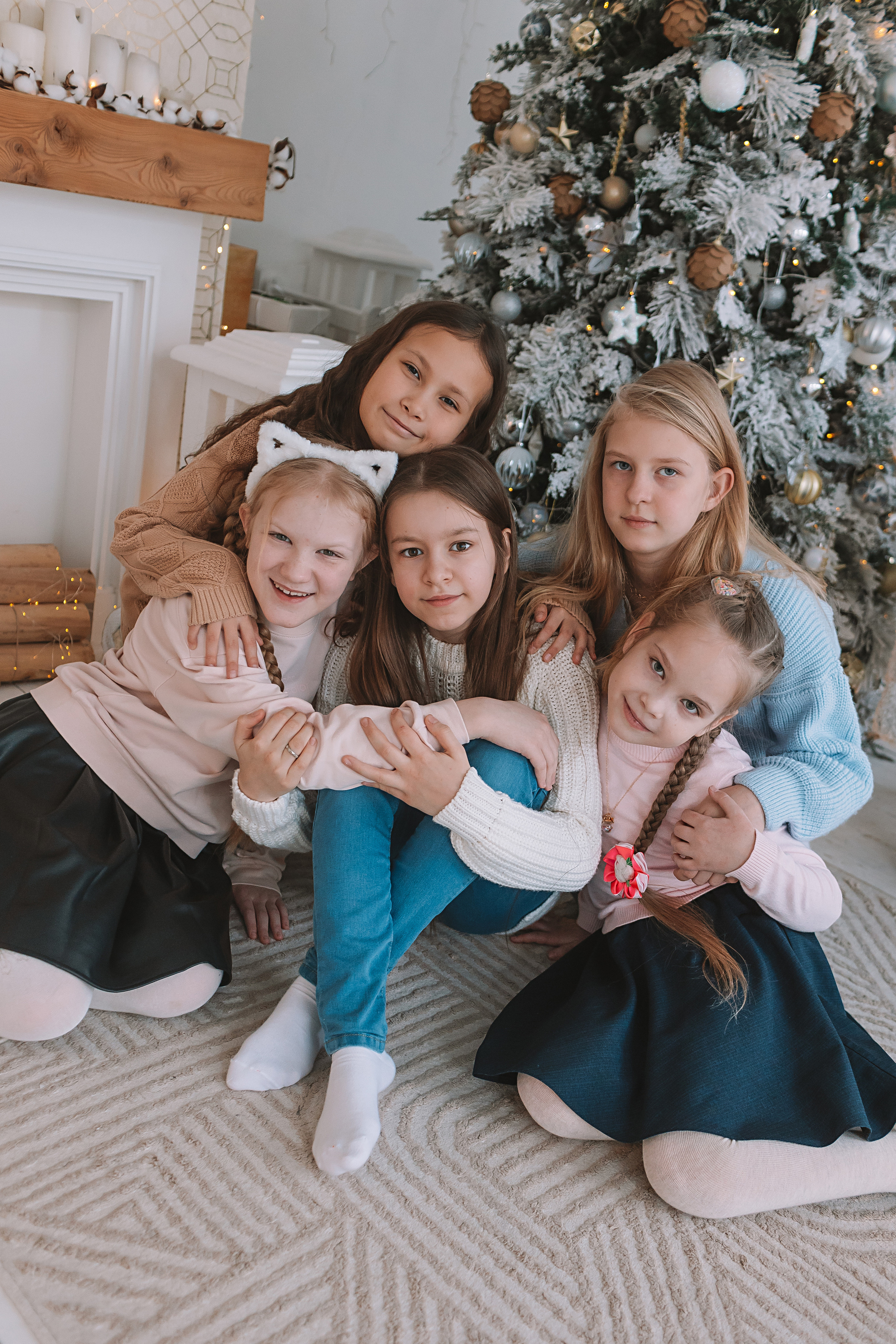 Новогодняя школьная в студии. Семейный фотограф Тюмень, фотограф на роды Салмина Мария