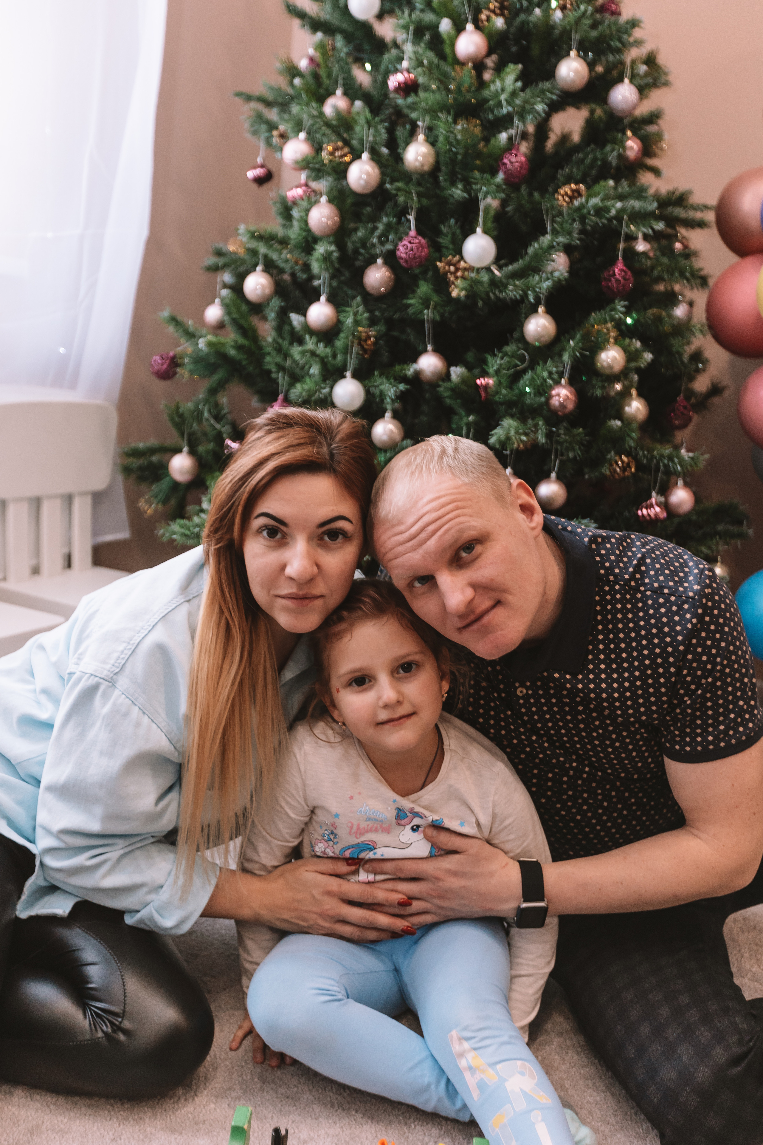 Первый годик в игровой. Семейный фотограф Тюмень, фотограф на роды Салмина Мария