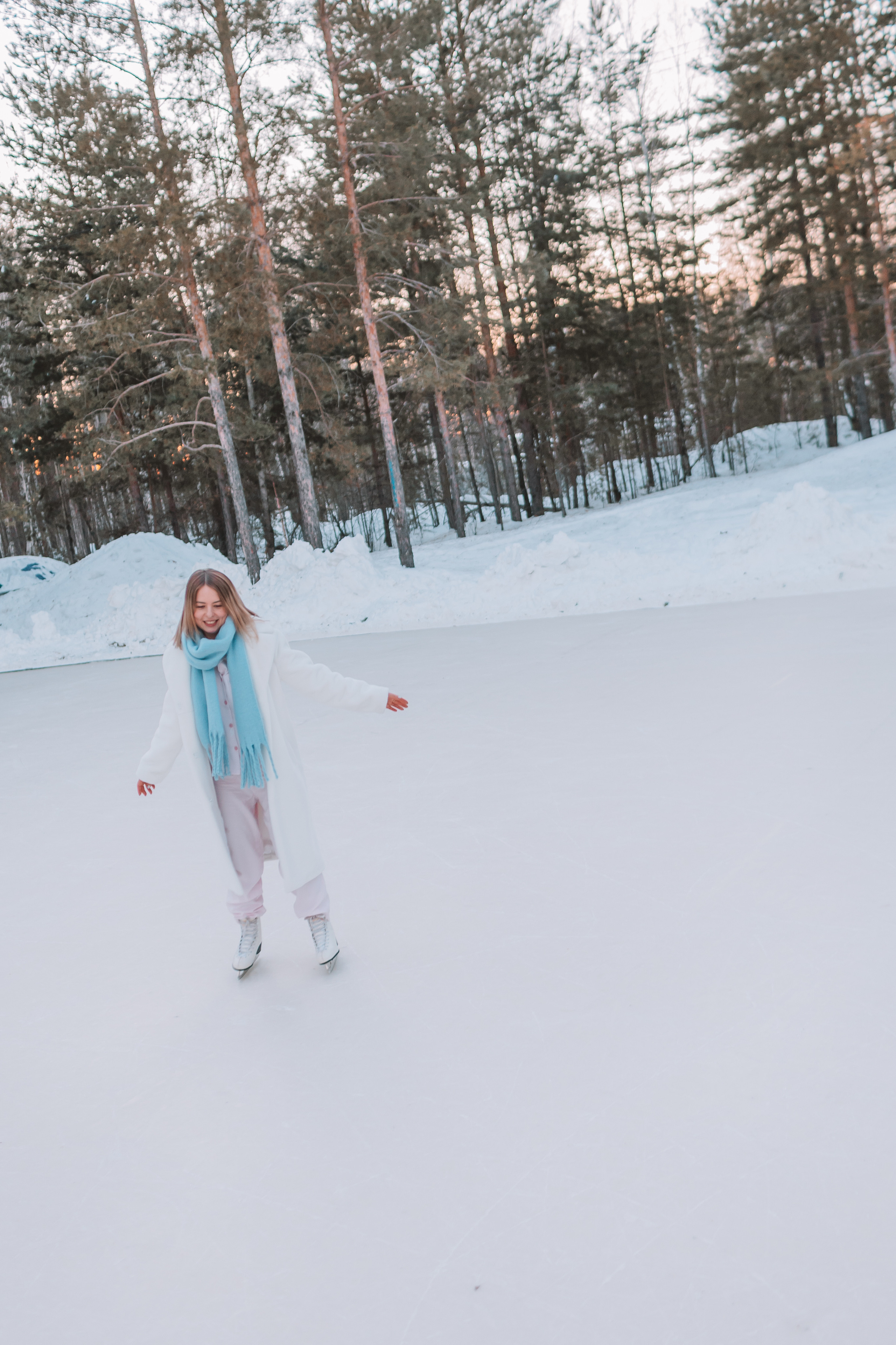 Каток. Семейный фотограф Тюмень, фотограф на роды Салмина Мария