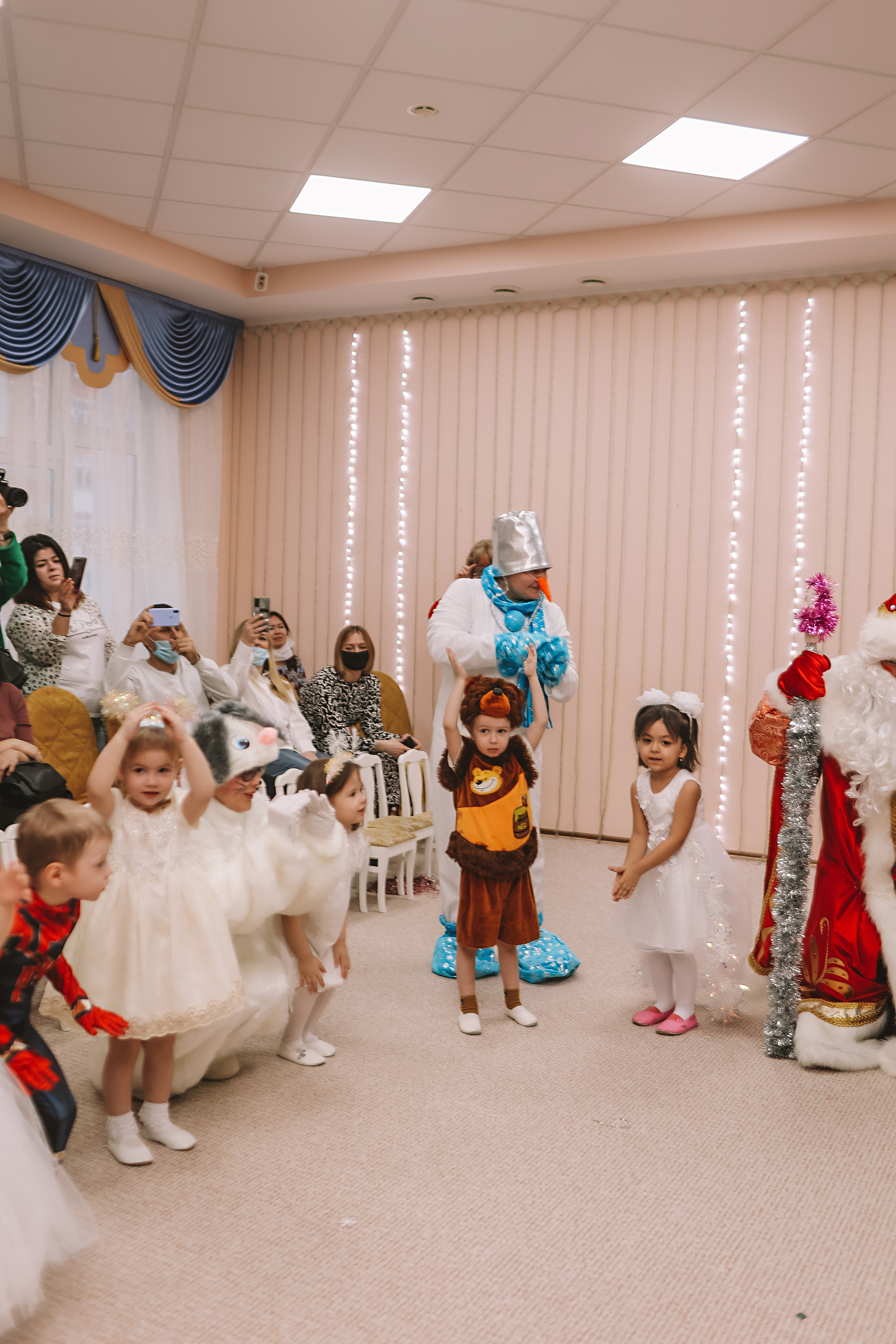 Репортаж новогоднего утренника. Семейный фотограф Тюмень, фотограф на роды Салмина Мария