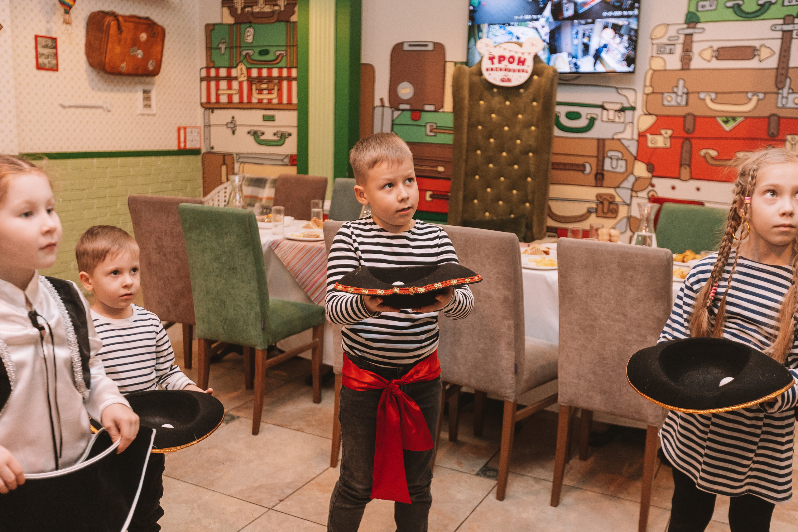 Андерсон. Семейный фотограф Тюмень, фотограф на роды Салмина Мария