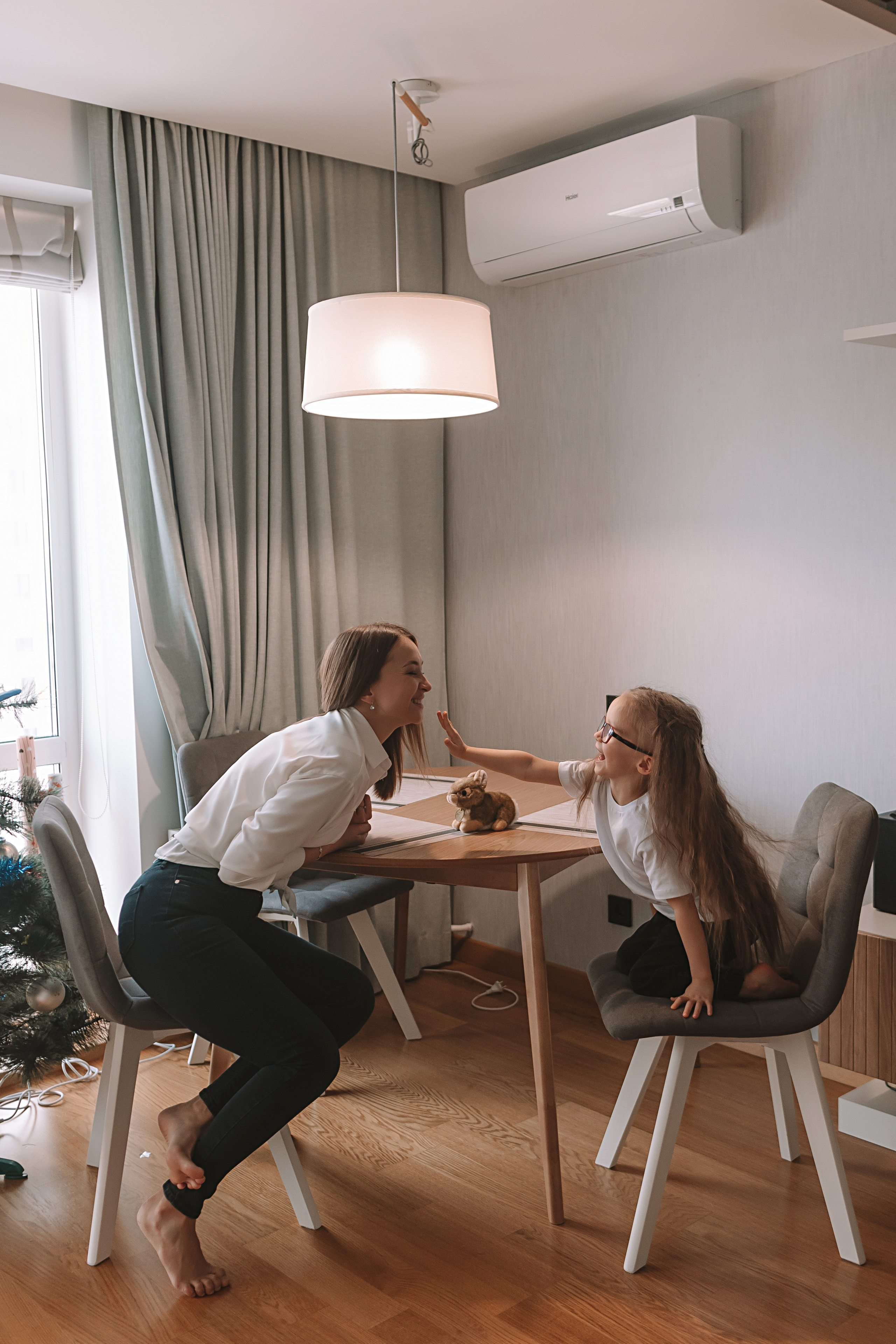 Мама дочка. Семейный фотограф Тюмень, фотограф на роды Салмина Мария