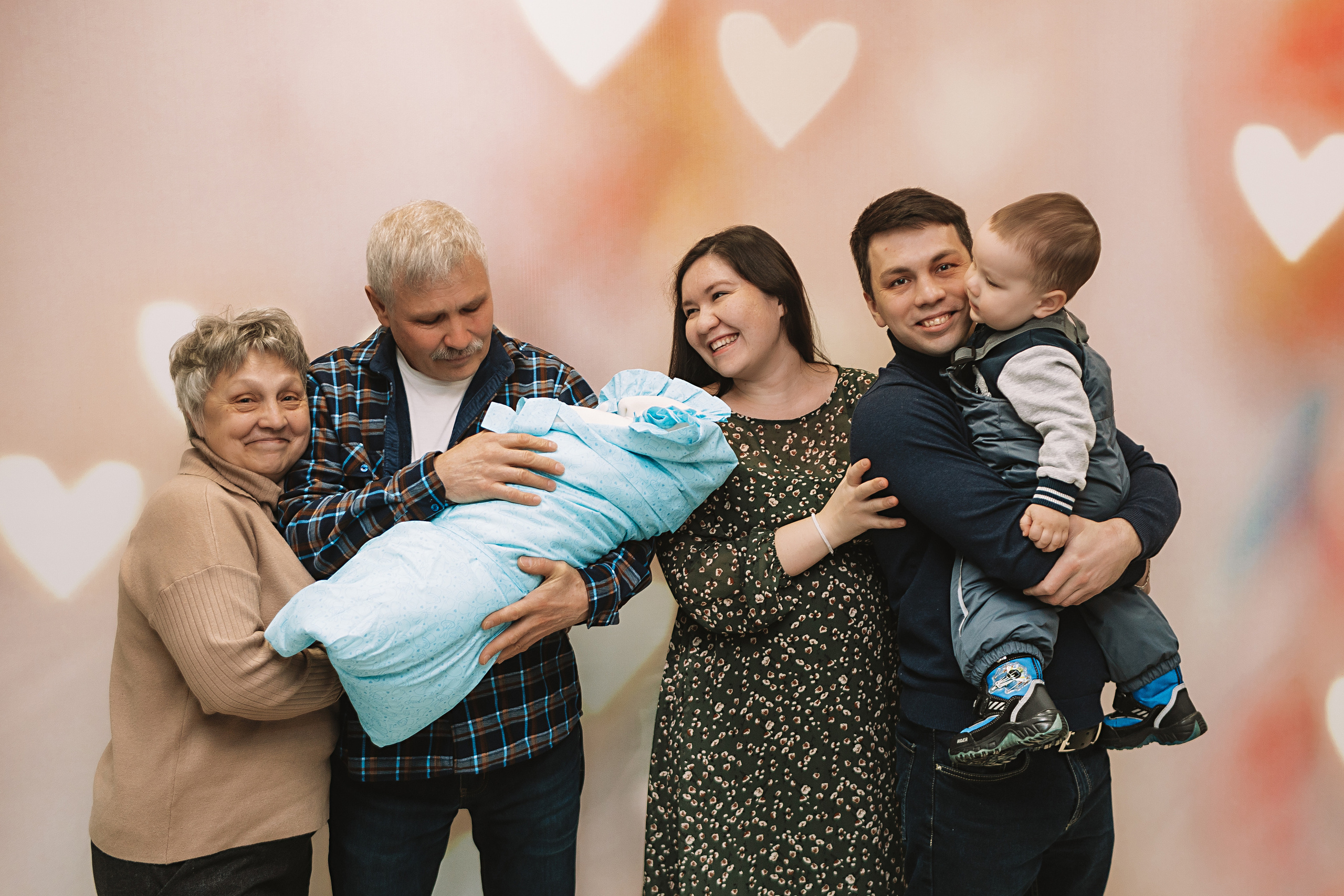 Выписка только зона ожидания. Семейный фотограф Тюмень, фотограф на роды Салмина Мария