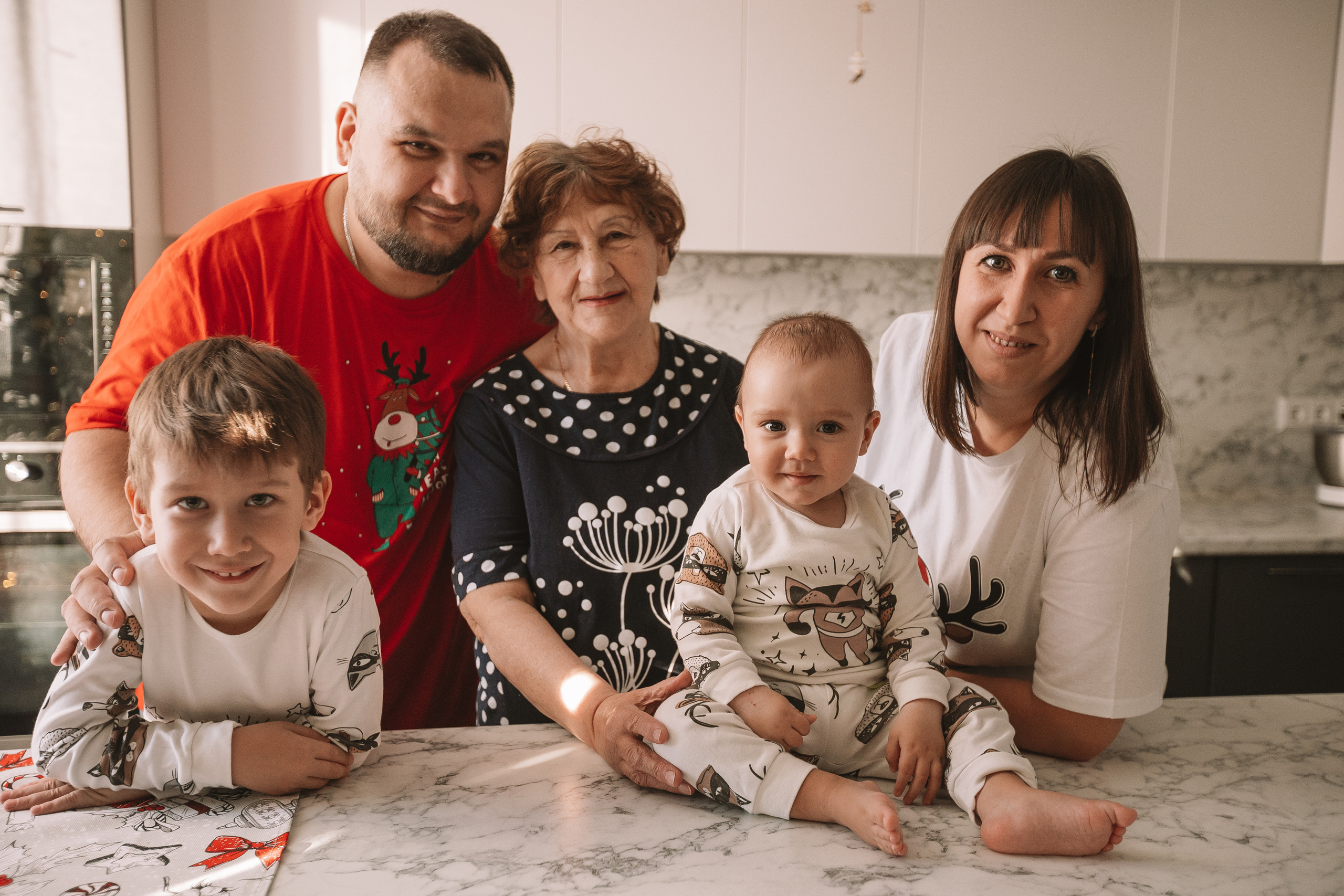 Новогодний Синнабон. Семейный фотограф Тюмень, фотограф на роды Салмина Мария