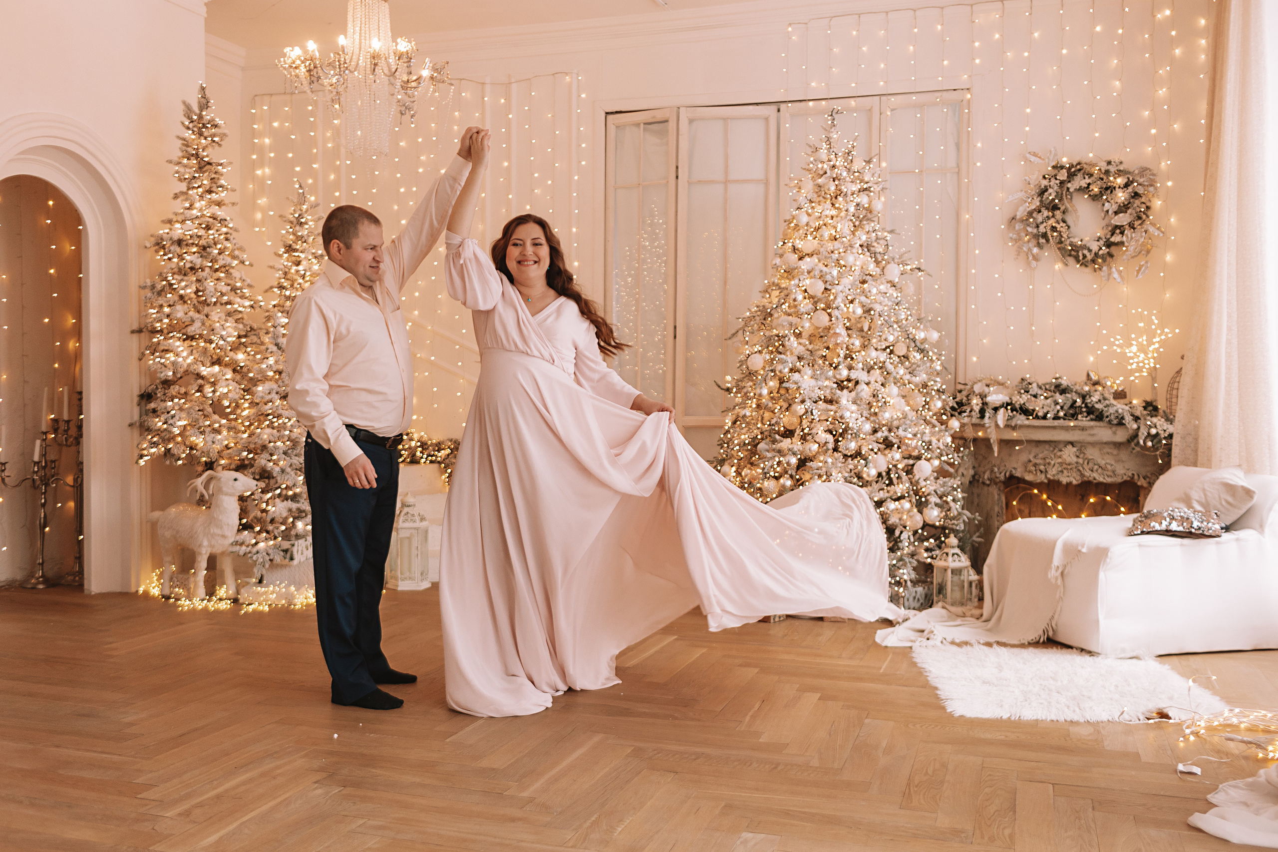 Студия Че (новогодняя). Семейный фотограф Тюмень, фотограф на роды Салмина Мария