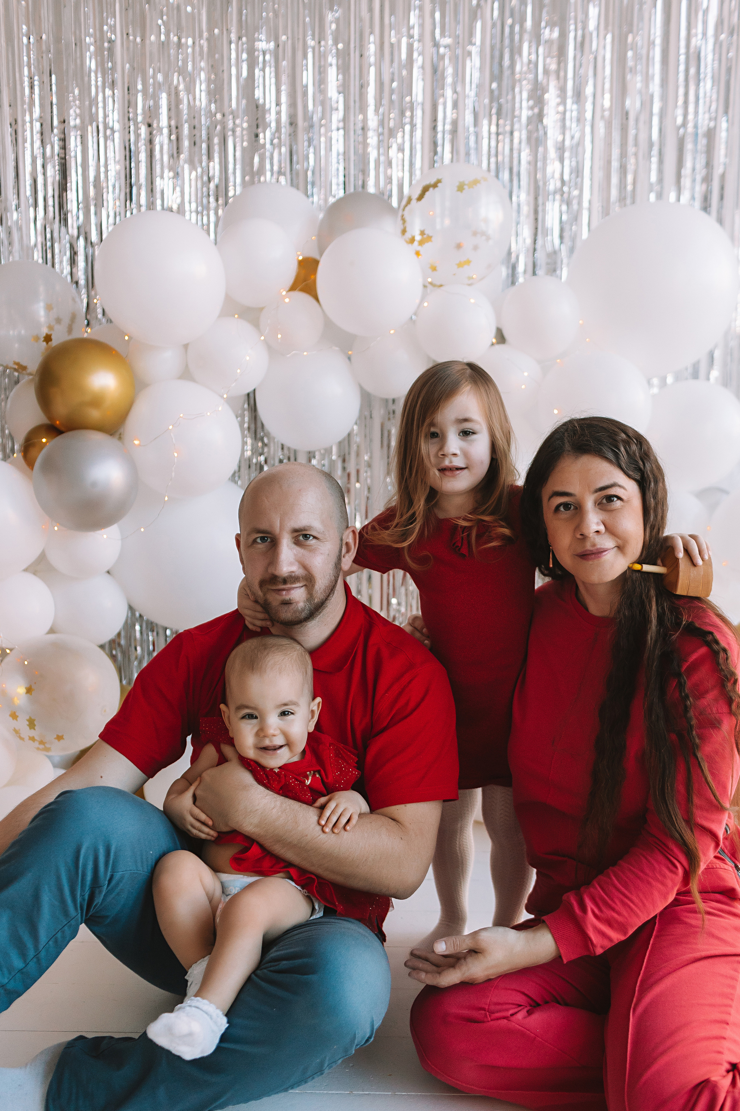 Годик в ВВ студио. Семейный фотограф Тюмень, фотограф на роды Салмина Мария