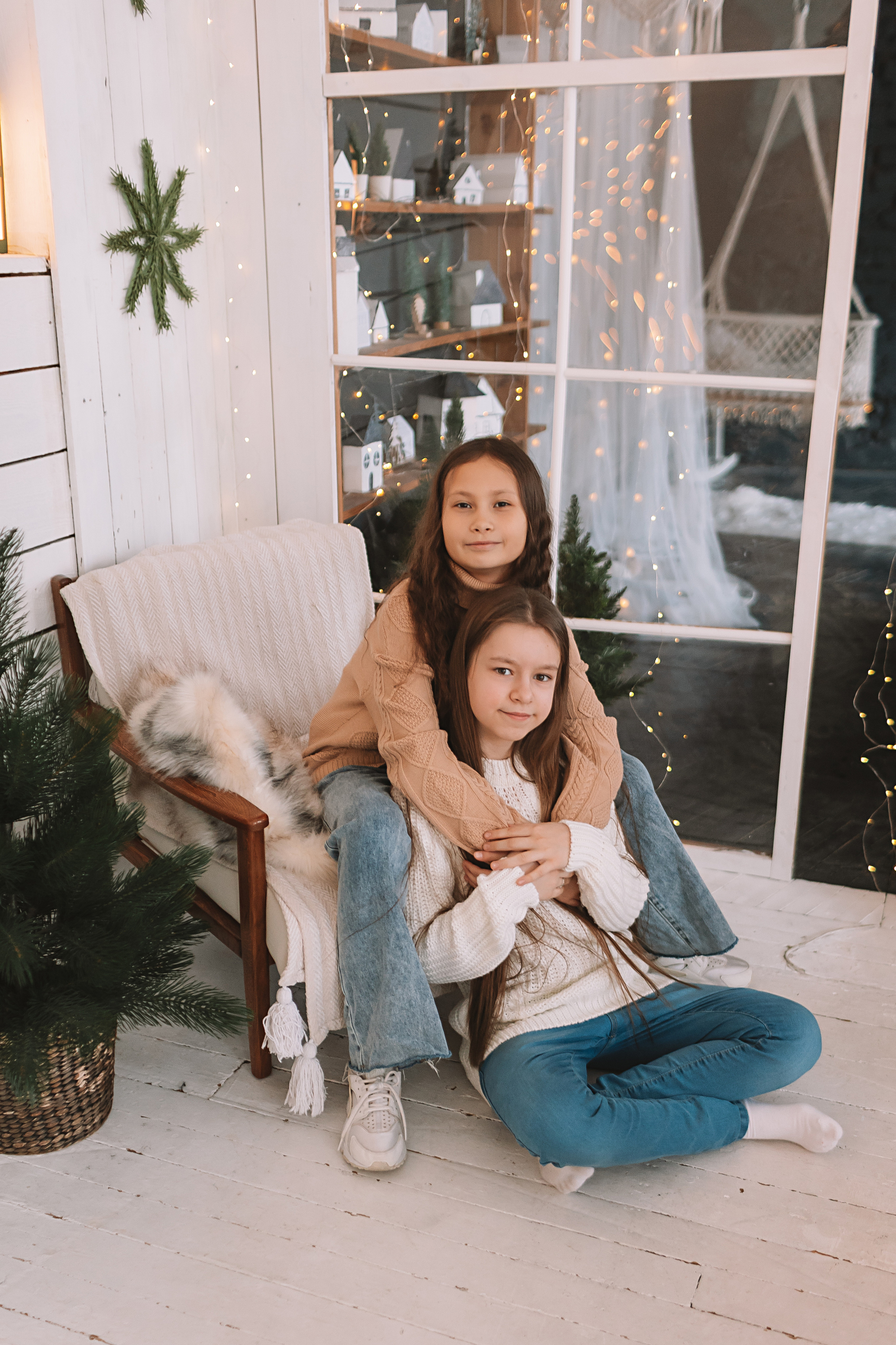 Новогодняя школьная в студии. Семейный фотограф Тюмень, фотограф на роды Салмина Мария