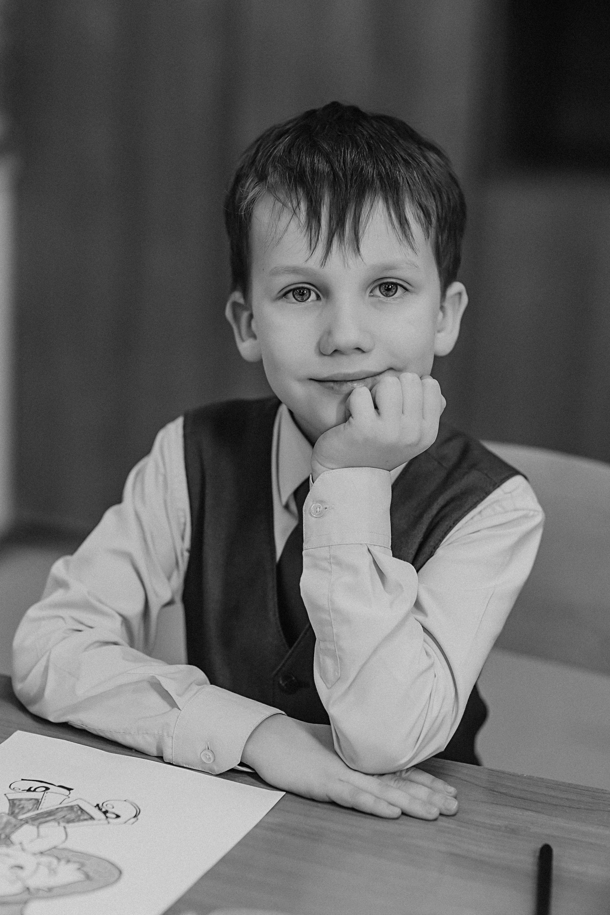 2 класс в школе. Семейный фотограф Тюмень, фотограф на роды Салмина Мария