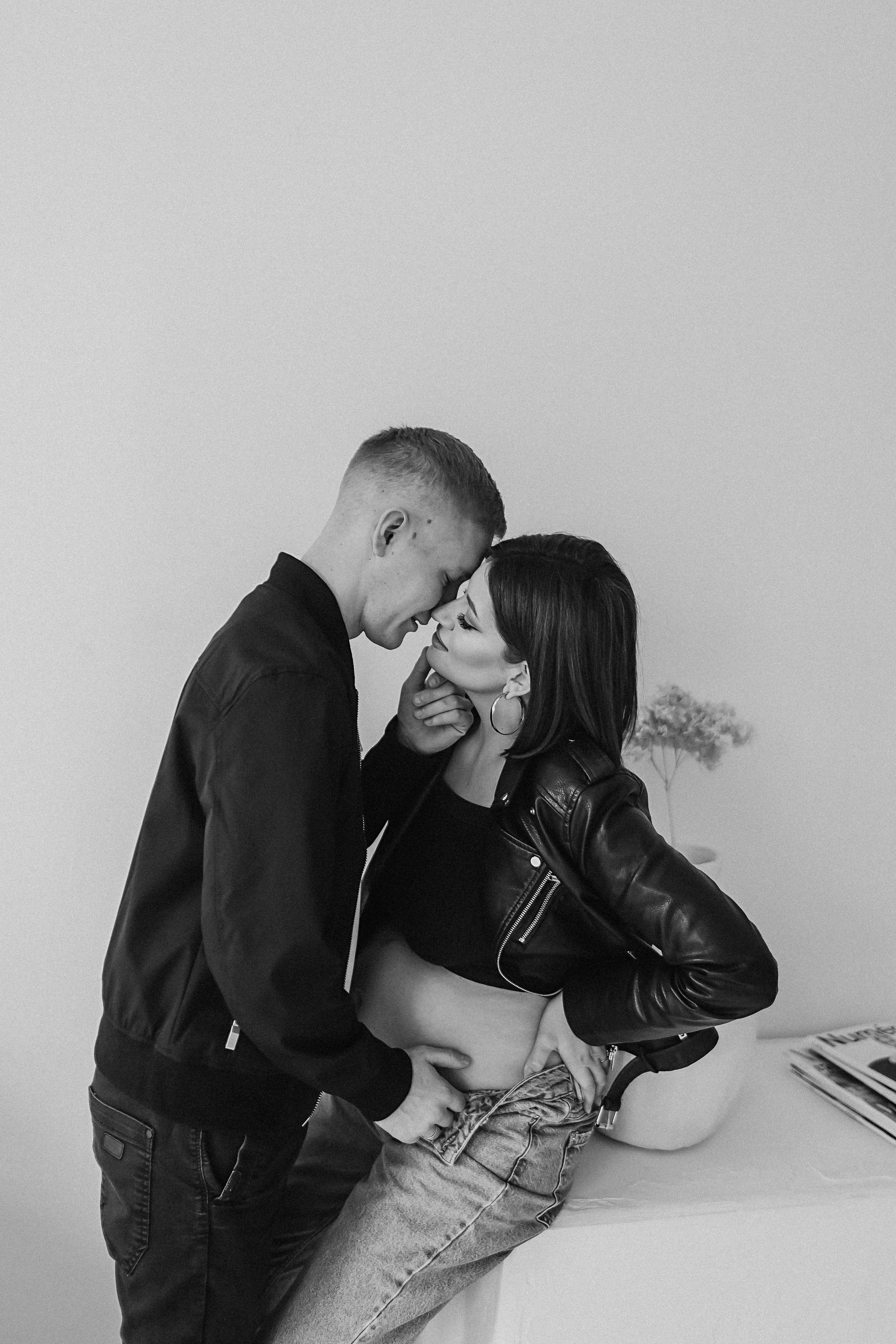 Студия 216 (зал 215). Семейный фотограф Тюмень, фотограф на роды Салмина Мария