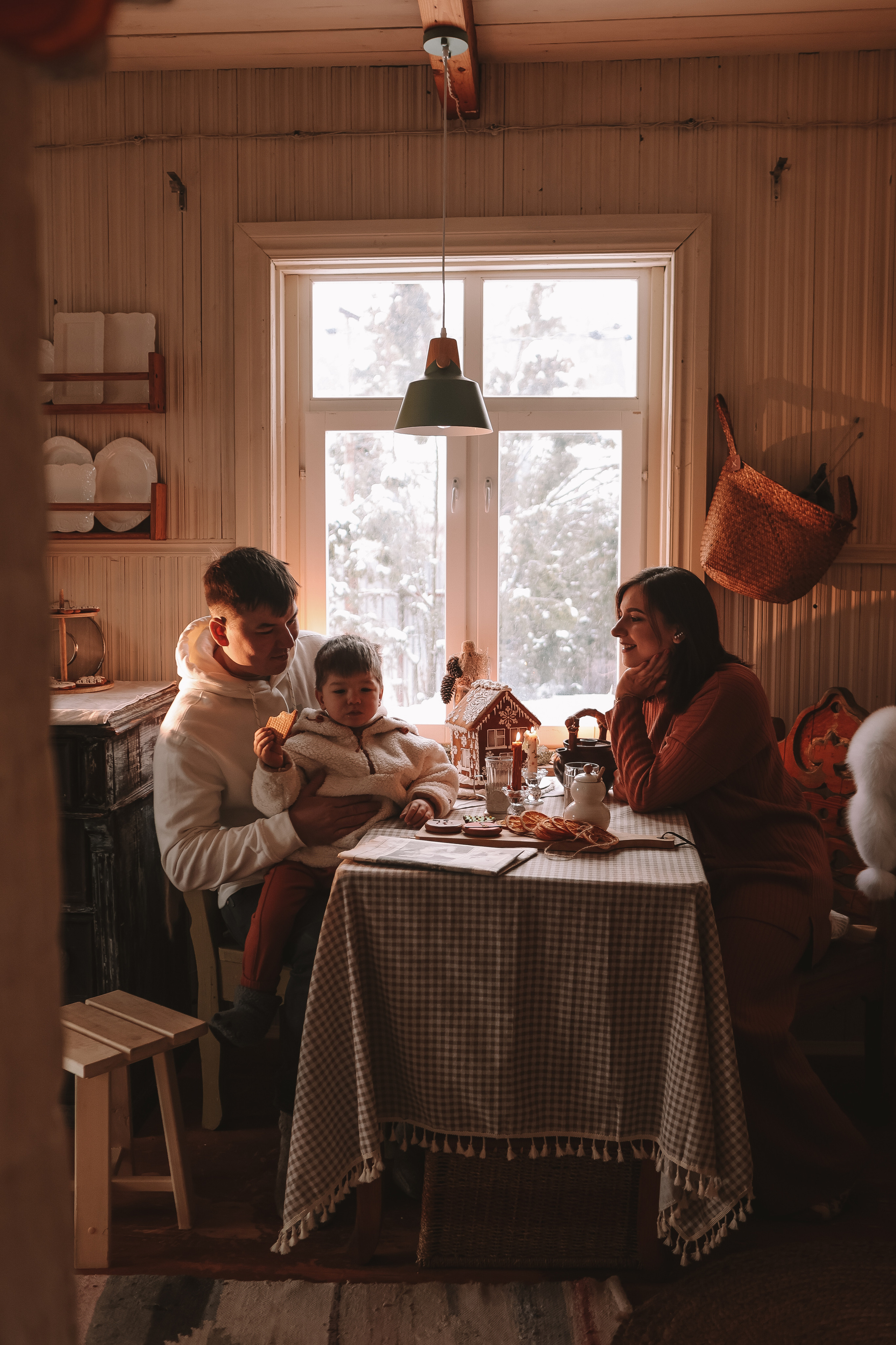 Локация Тишина (семья). Семейный фотограф Тюмень, фотограф на роды Салмина Мария