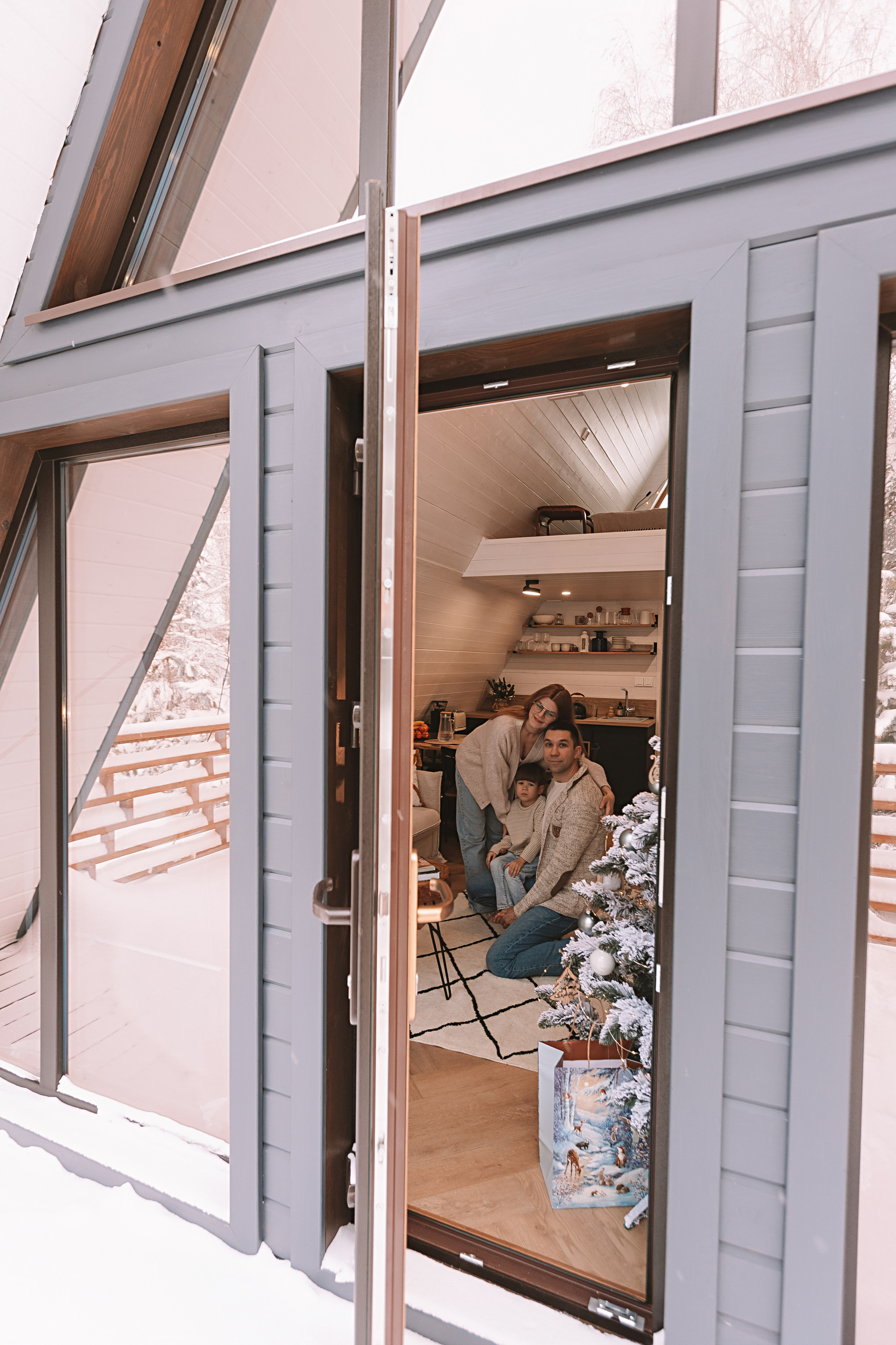 Загородный домик. Семейный фотограф Тюмень, фотограф на роды Салмина Мария
