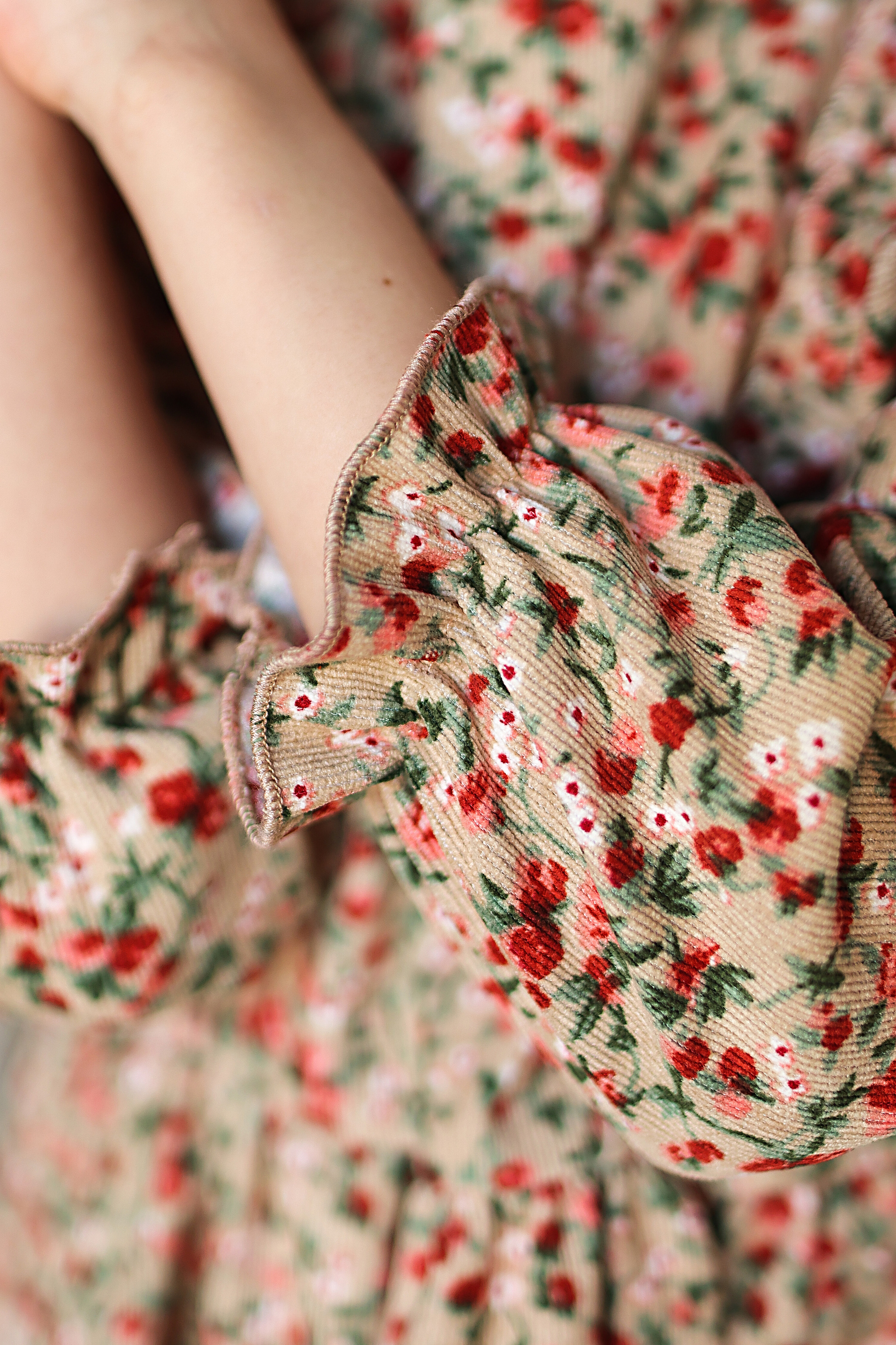 Платья вайлдбери. Семейный фотограф Тюмень, фотограф на роды Салмина Мария