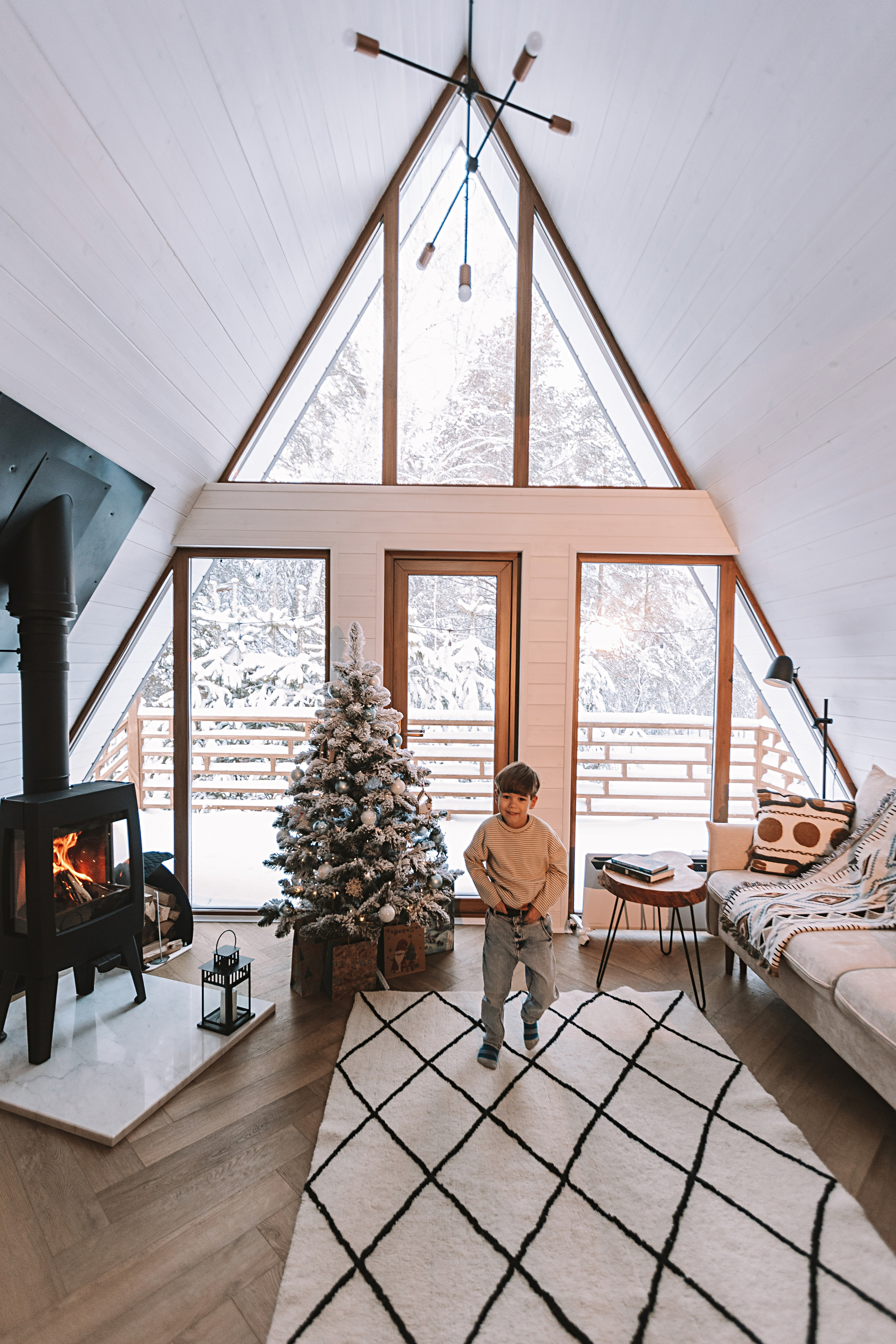 Загородный домик. Семейный фотограф Тюмень, фотограф на роды Салмина Мария