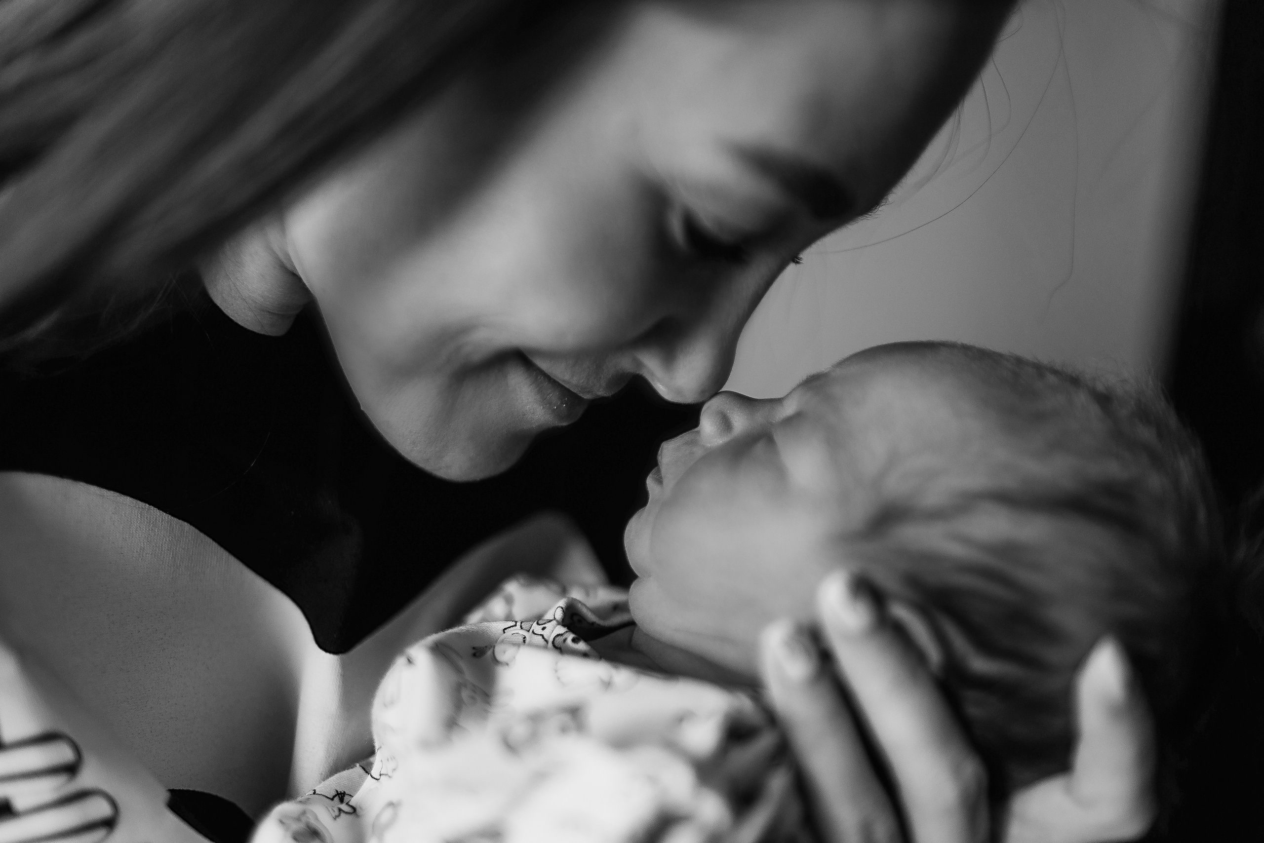 В палате сборный. Семейный фотограф Тюмень, фотограф на роды Салмина Мария