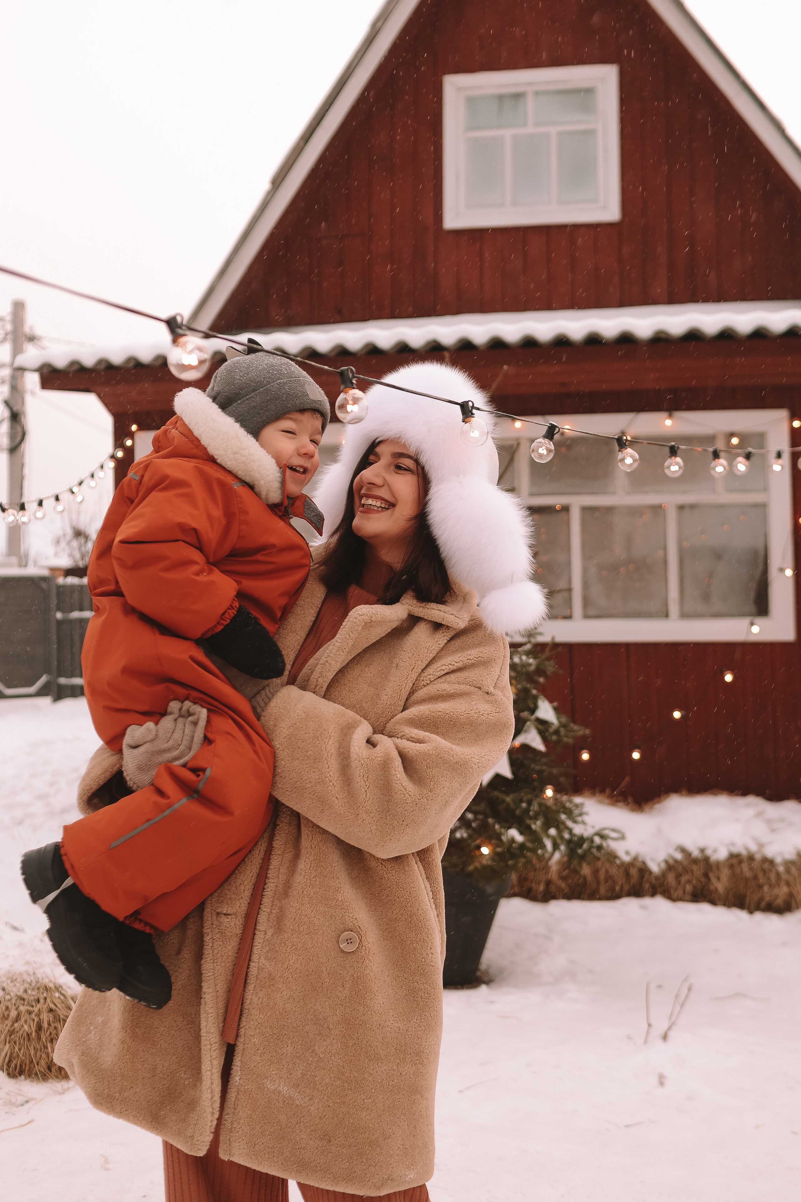 Локация Тишина (семья). Семейный фотограф Тюмень, фотограф на роды Салмина Мария