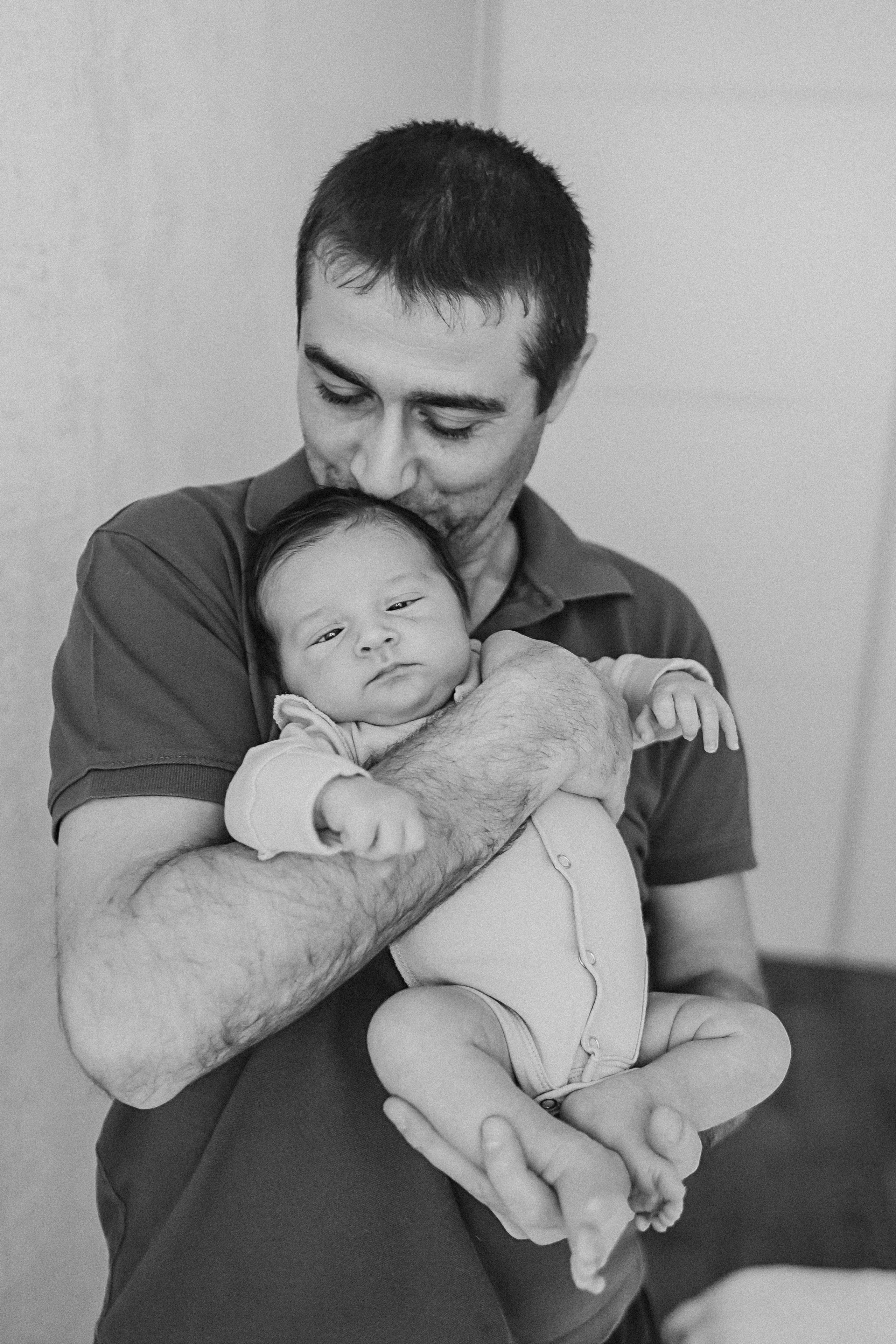 Максим. Семейный фотограф Тюмень, фотограф на роды Салмина Мария