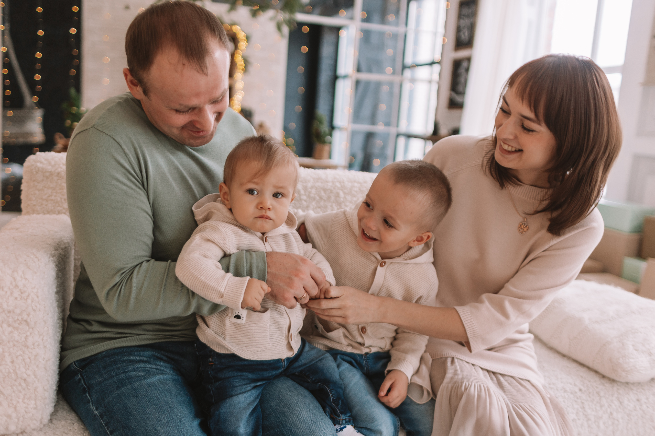 Студия Рояль (новогодняя). Семейный фотограф Тюмень, фотограф на роды Салмина Мария