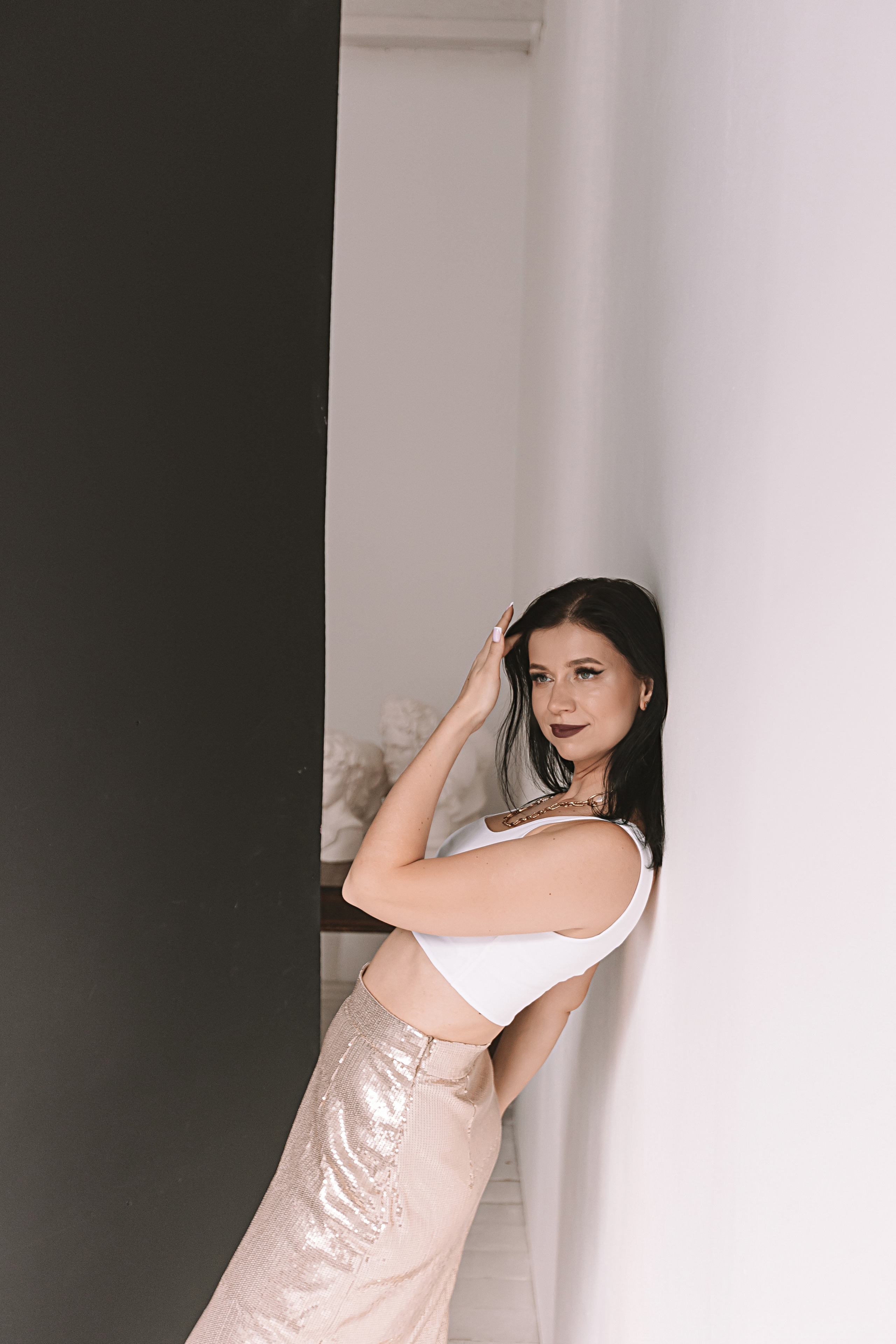 Руководитель студий красоты, студия Белая. Семейный фотограф Тюмень, фотограф на роды Салмина Мария