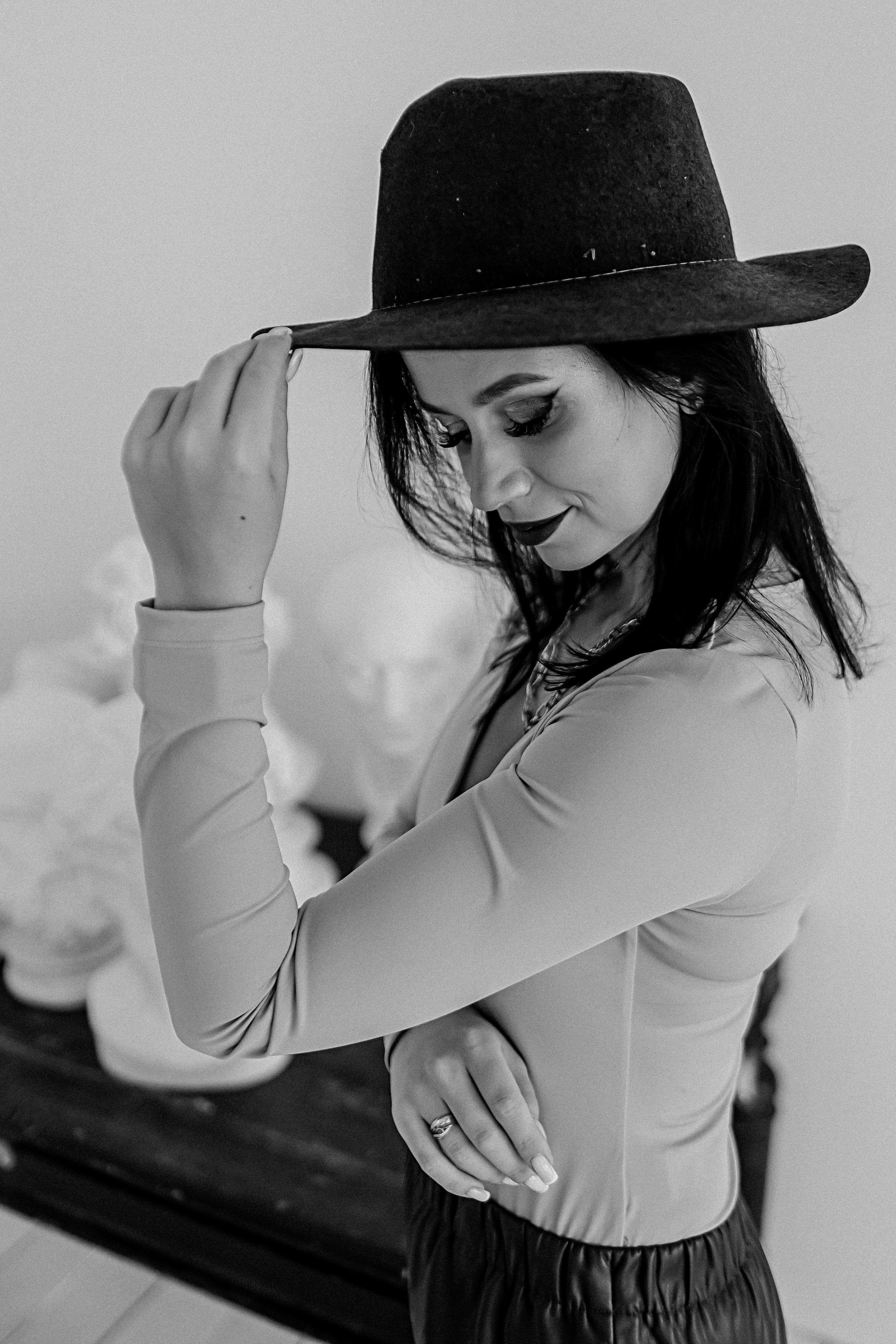 Руководитель студий красоты, студия Белая. Семейный фотограф Тюмень, фотограф на роды Салмина Мария